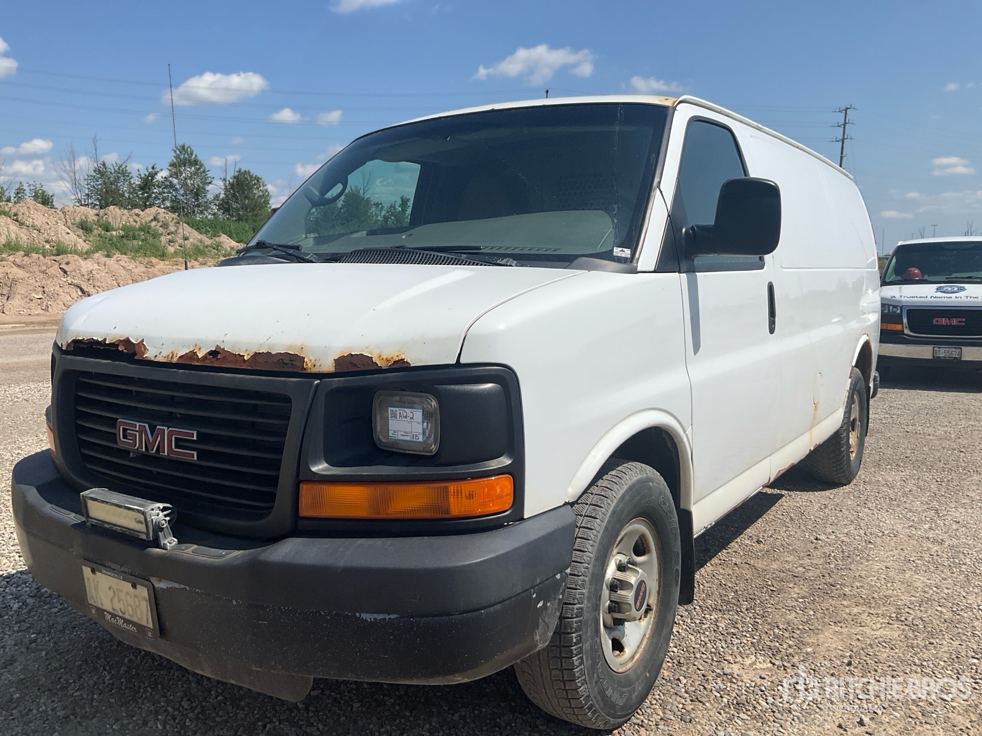 2015 GMC SAVANA 2500