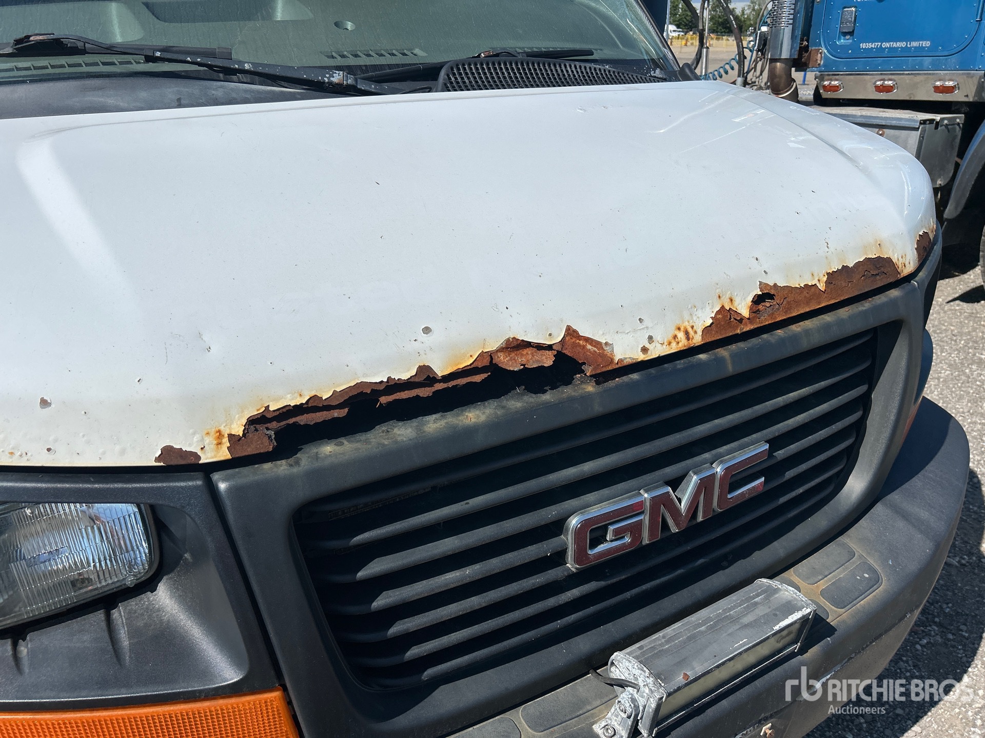 2015 GMC SAVANA 2500