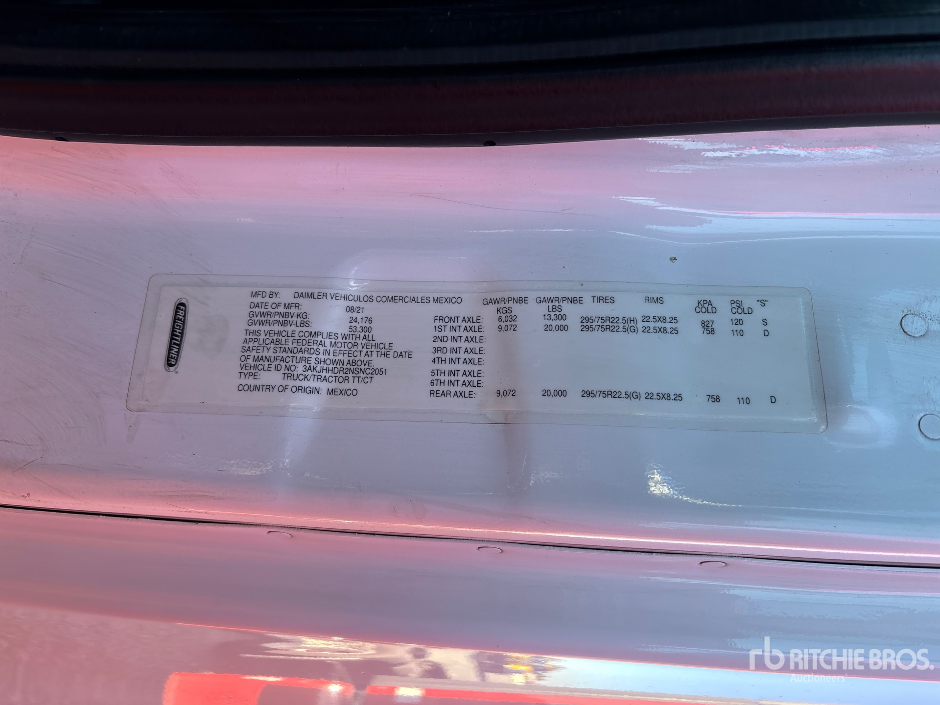 2022 Freightliner CASCADIA 126