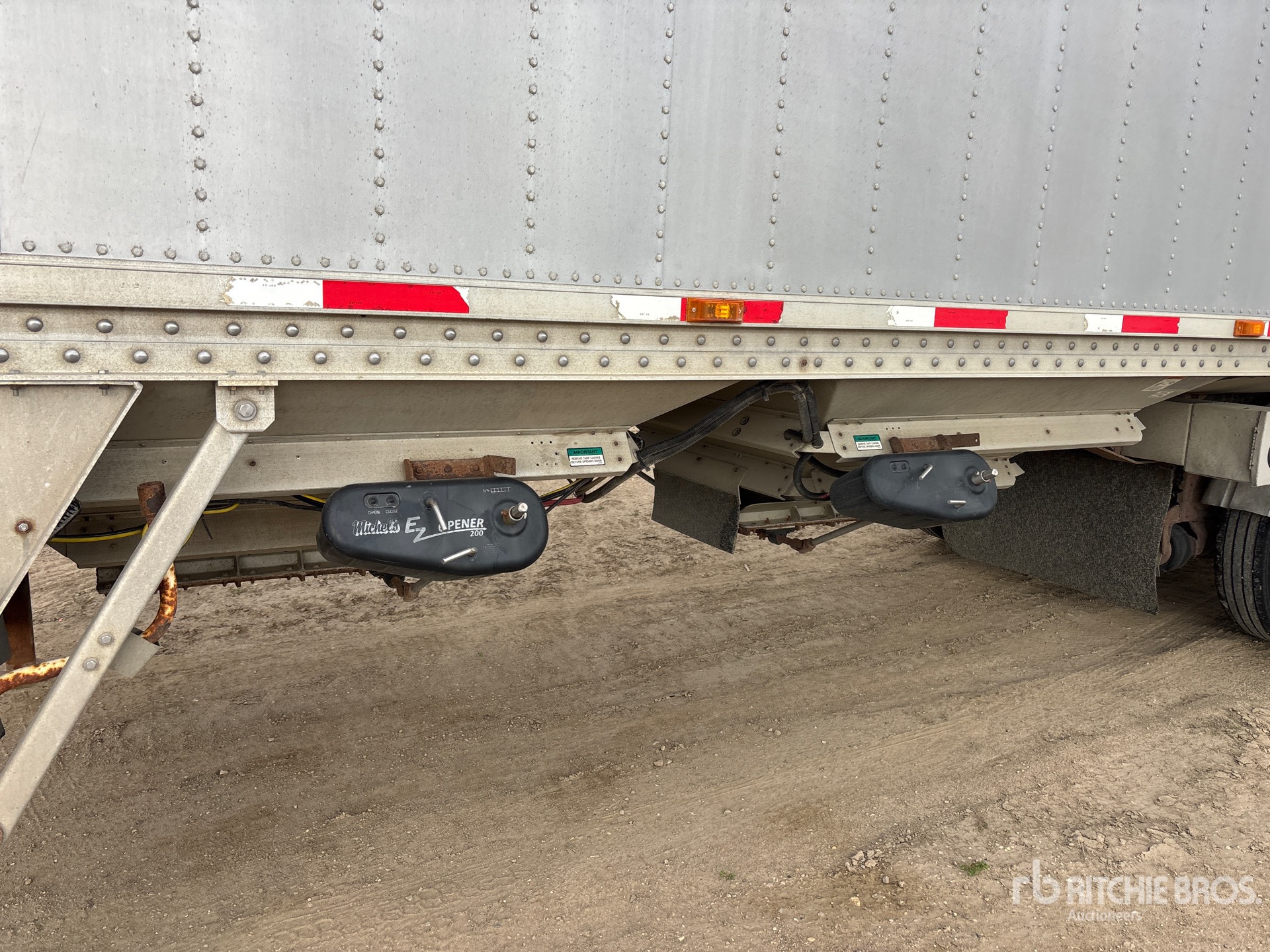 2013 Load King Tri/A Super B-Train Lead