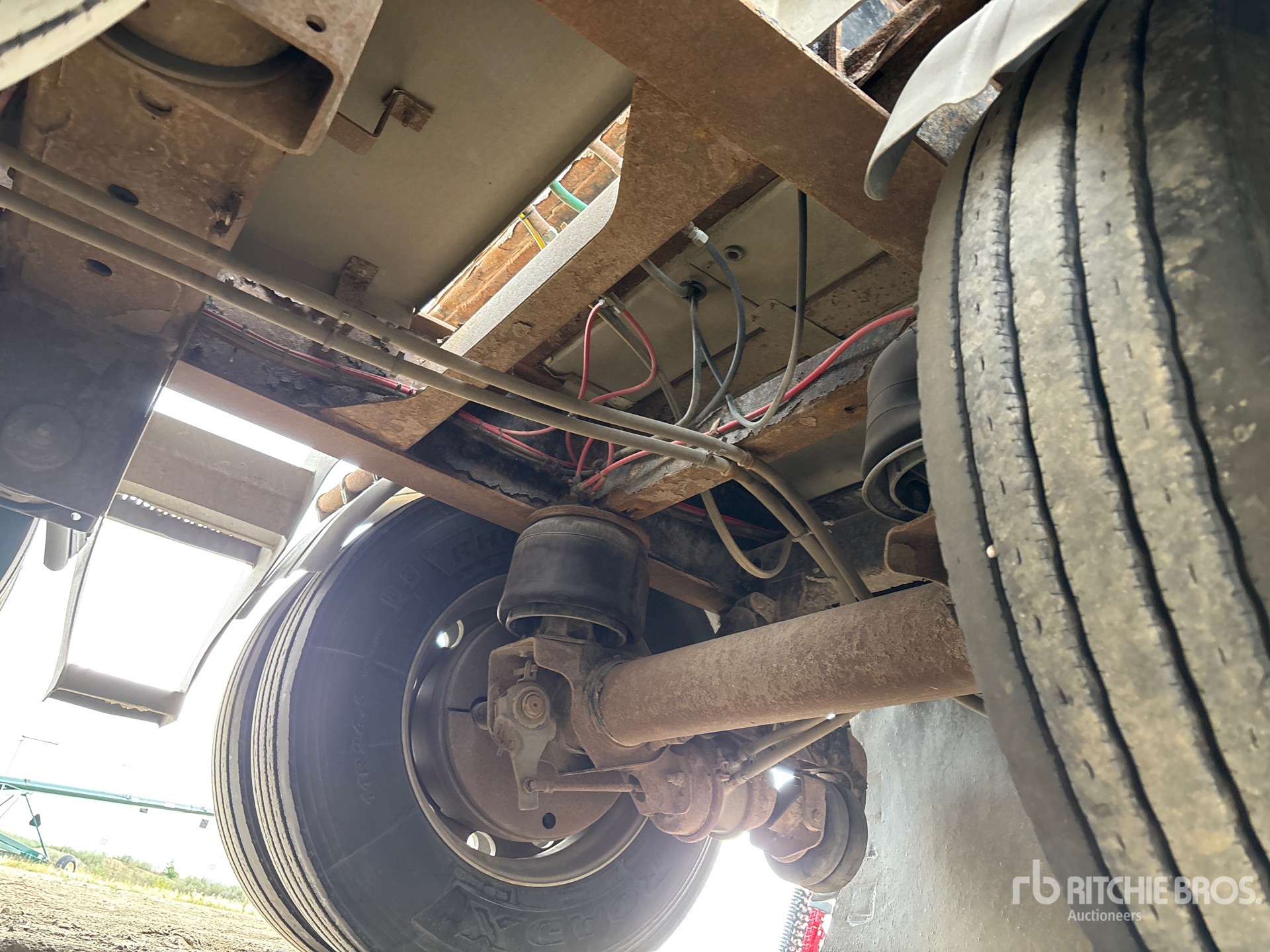 2013 Load King Tri/A Super B-Train Lead