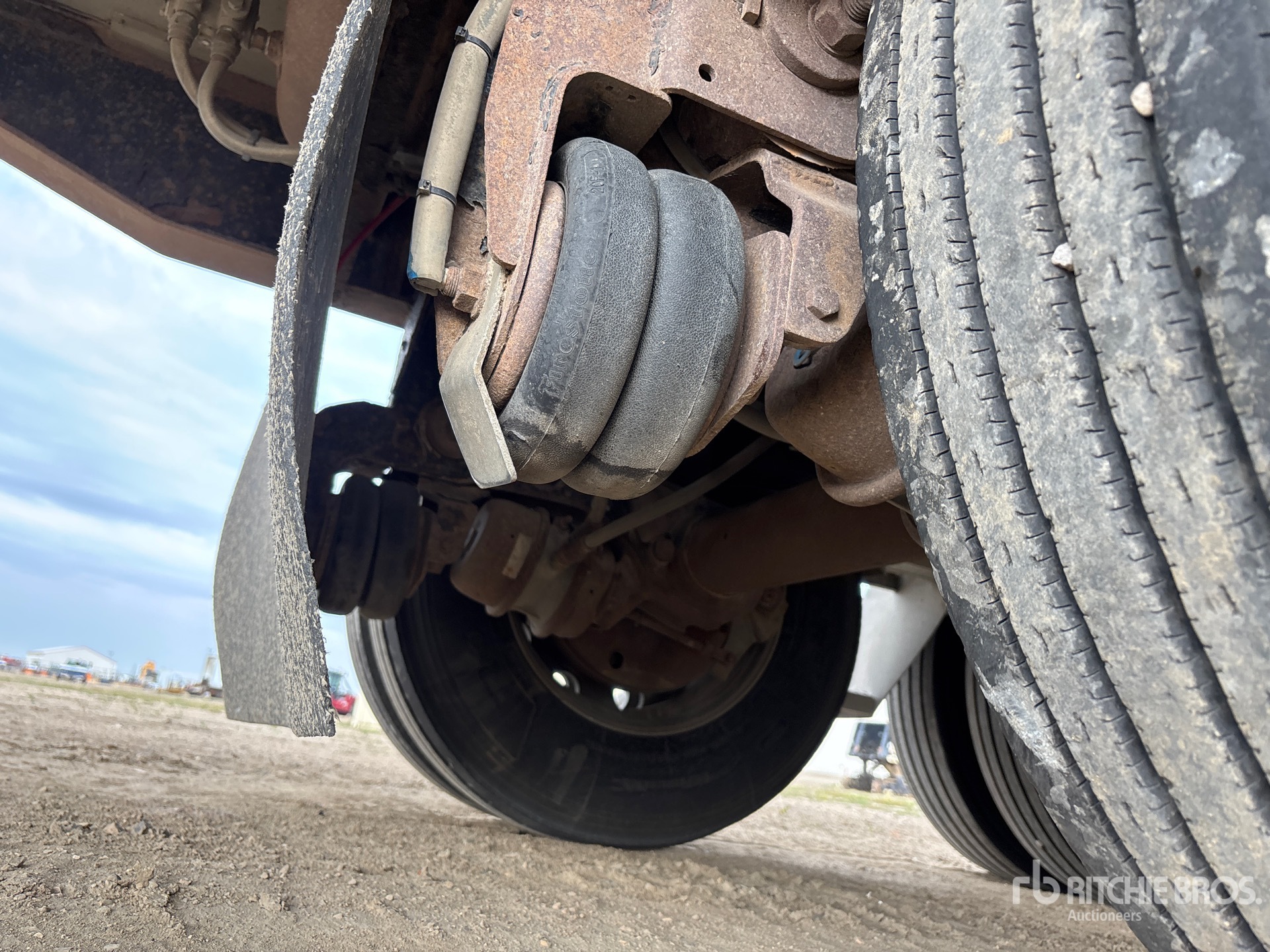 2013 Load King Tri/A Super B-Train Lead