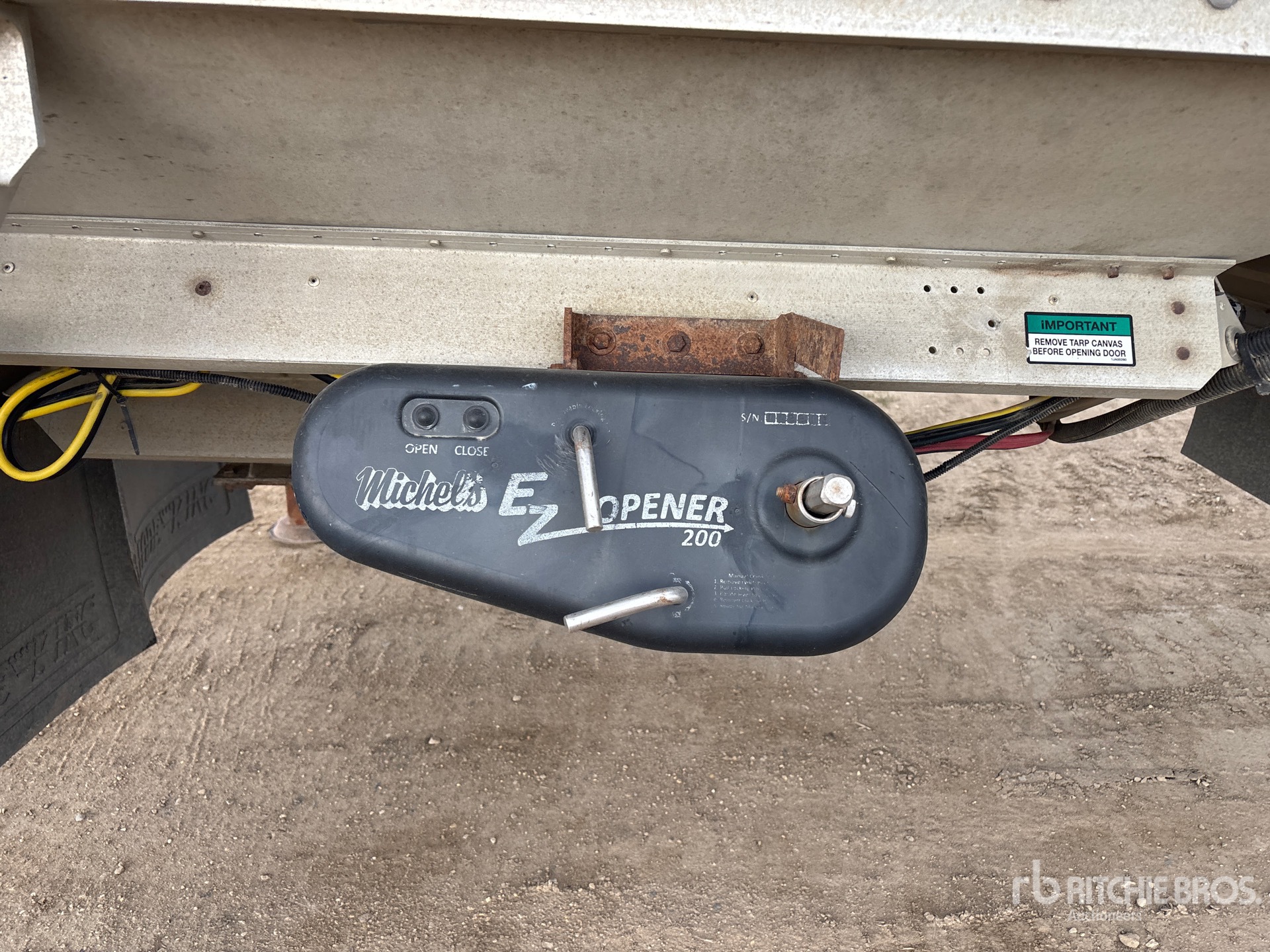 2013 Load King Tri/A Super B-Train Lead