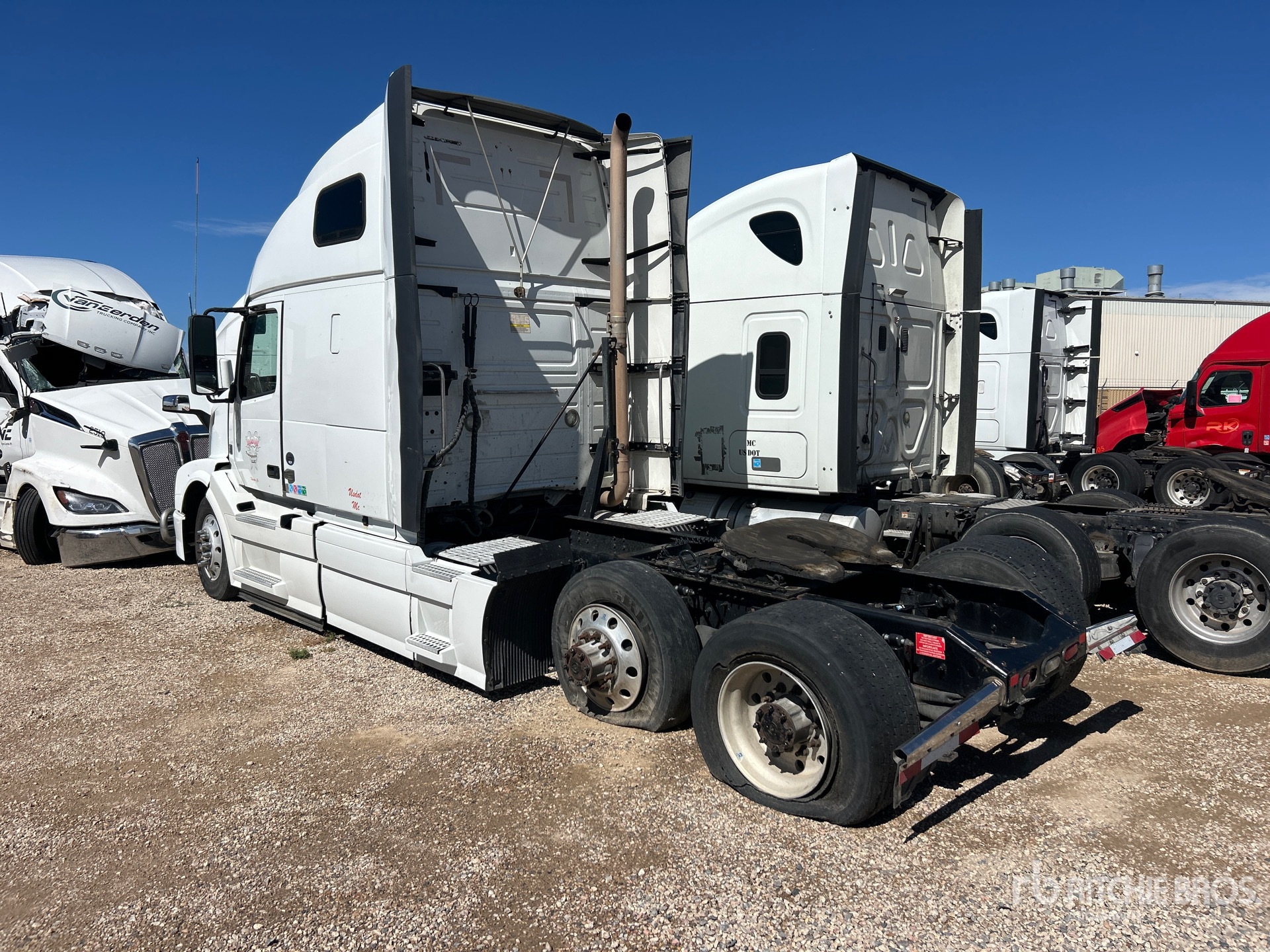 2018 Volvo VNL670