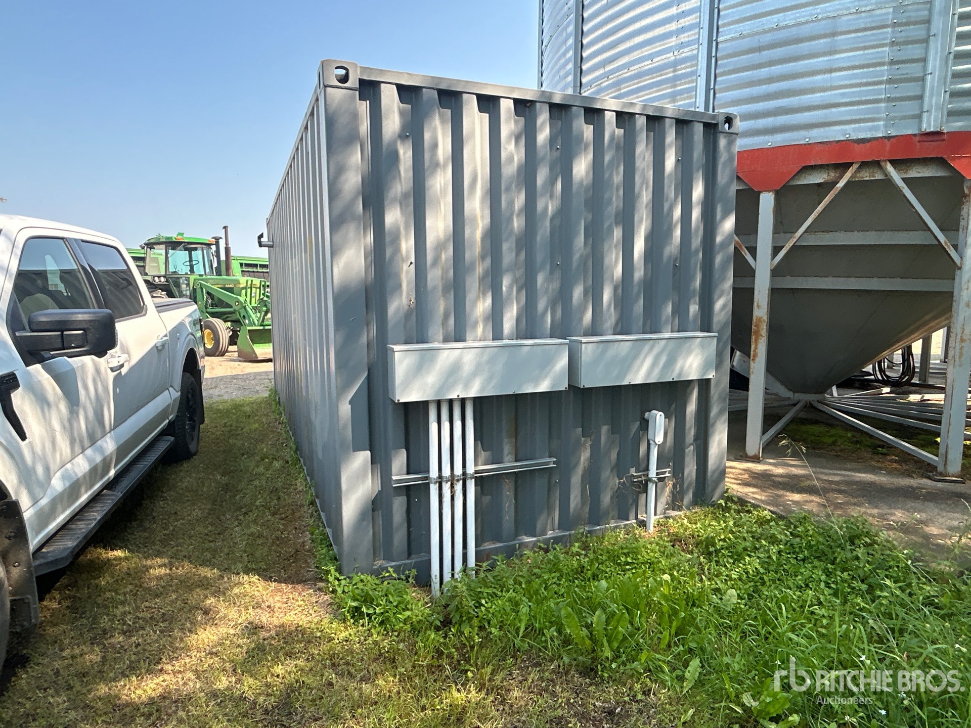 John Deere CONTAINERIZED 100 HP