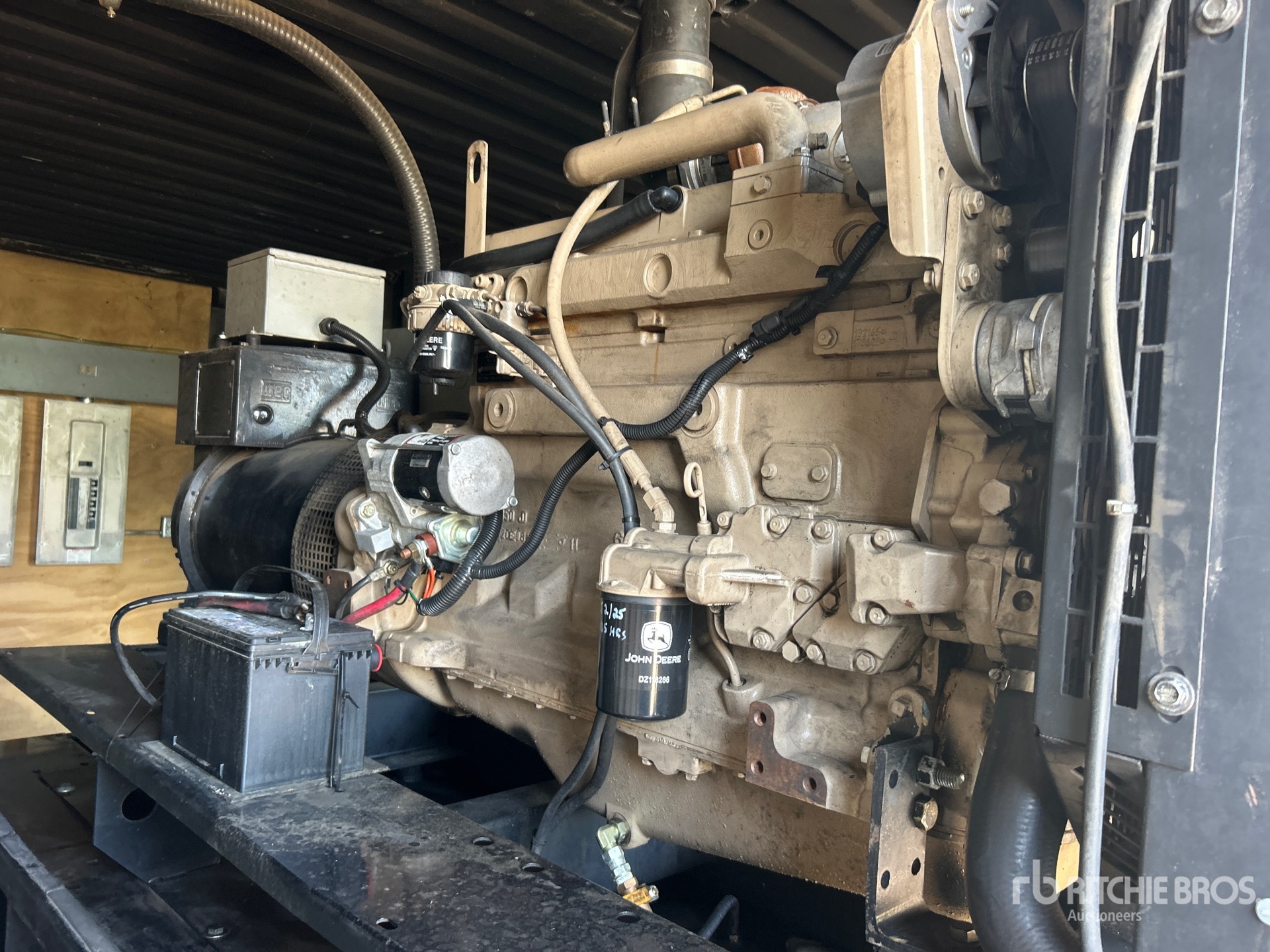 John Deere CONTAINERIZED 100 HP