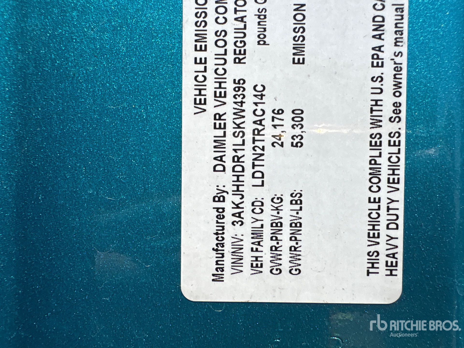 2020 Freightliner CASCADIA 126