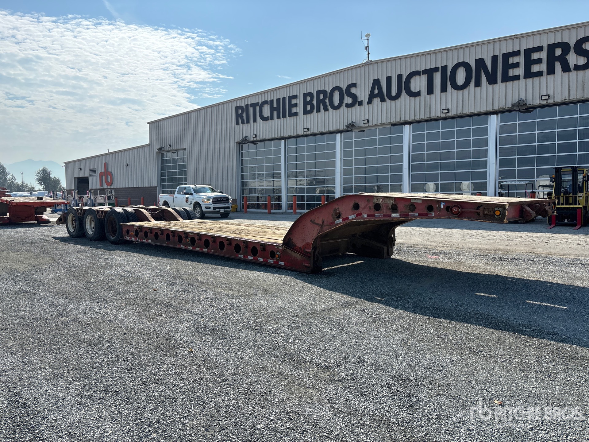 1989 Knight Tri/A Removable Gooseneck