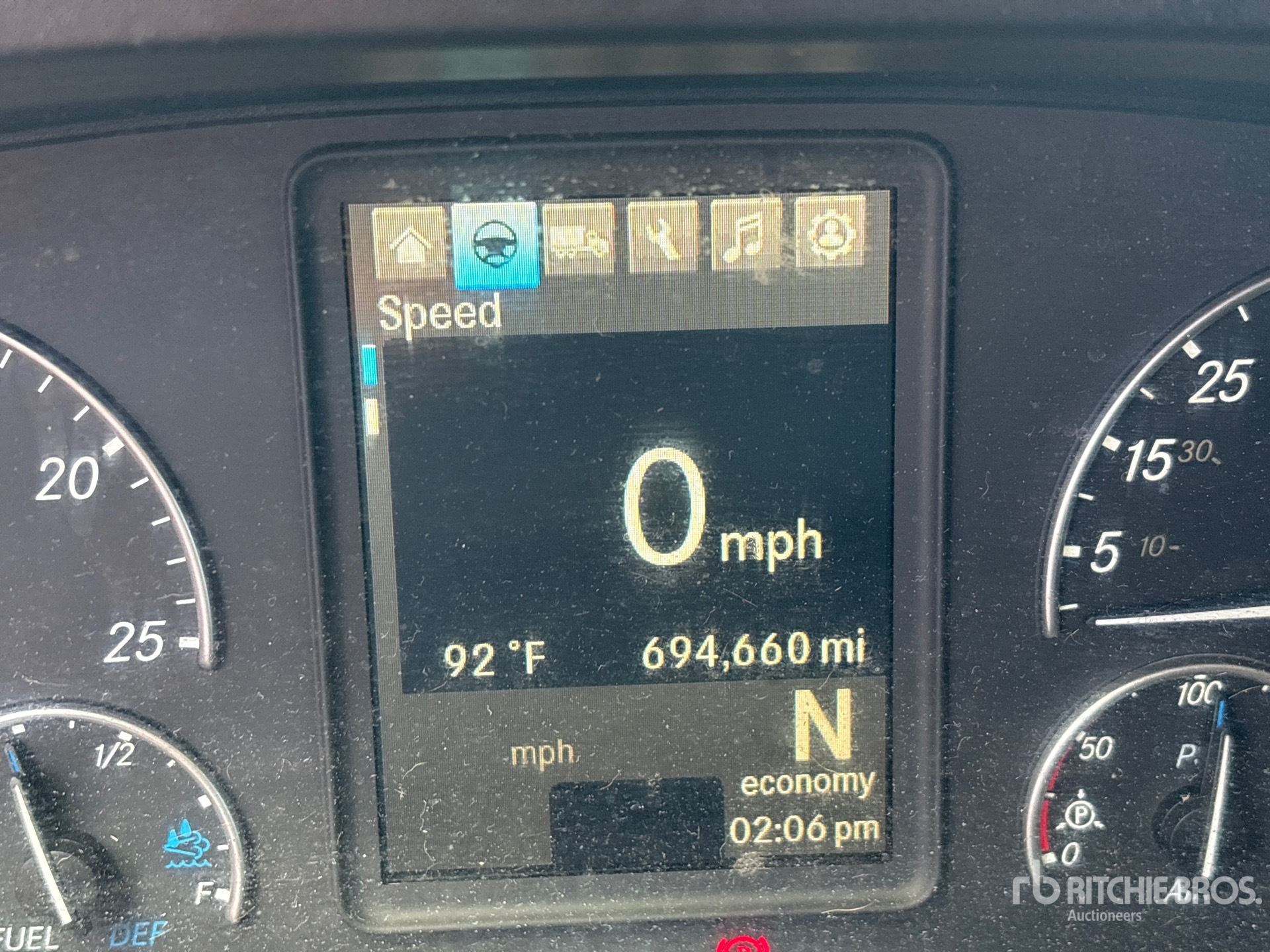 2020 Freightliner CASCADIA 126