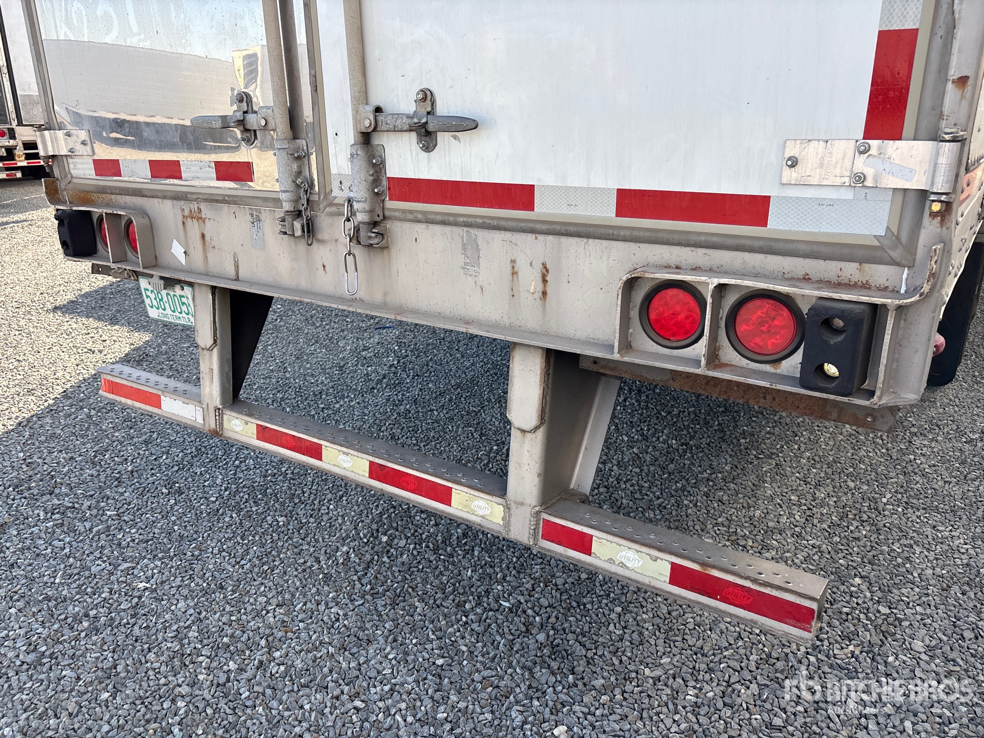 2017 Utility 53 ft x 102 in T/A