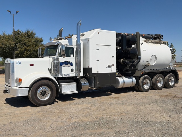 2019 Foremost Tornado on 2020 Peterbilt 367 8x6 Vacuum Excavator Truck