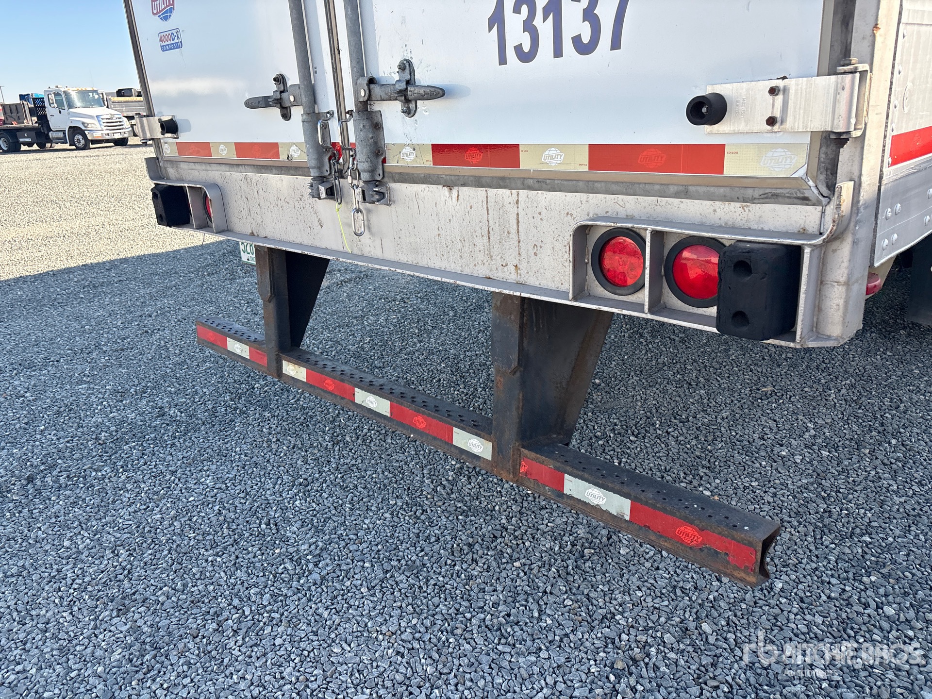 2018 Utility 53 ft x 102 in T/A