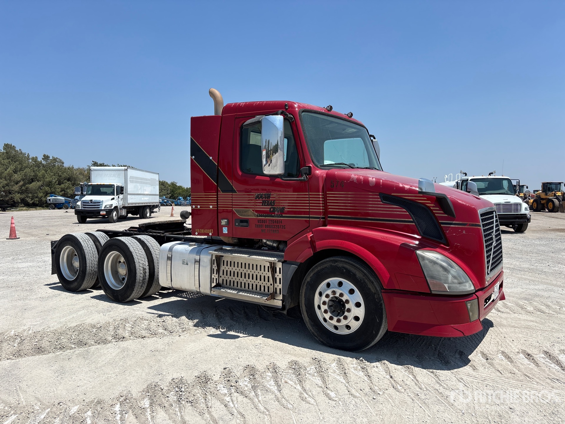 2013 Volvo VNL
