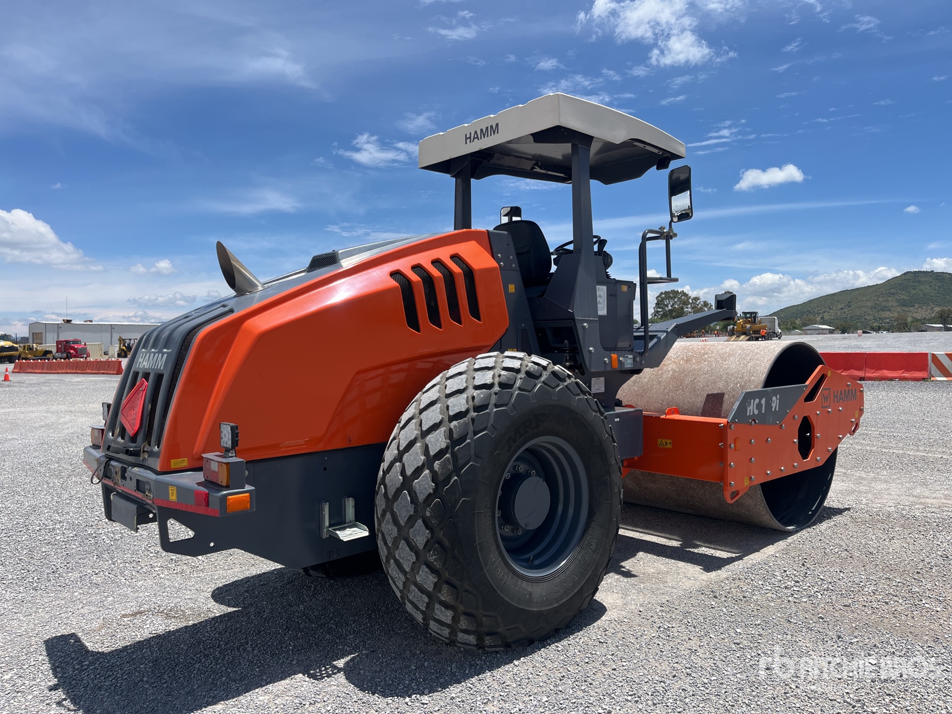 2025 Hamm HC119I