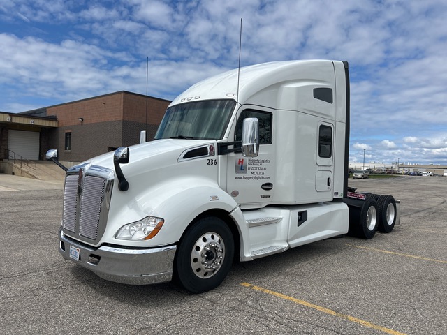 2021 Kenworth T680 6x4 T/A Sleeper Truck Tractor