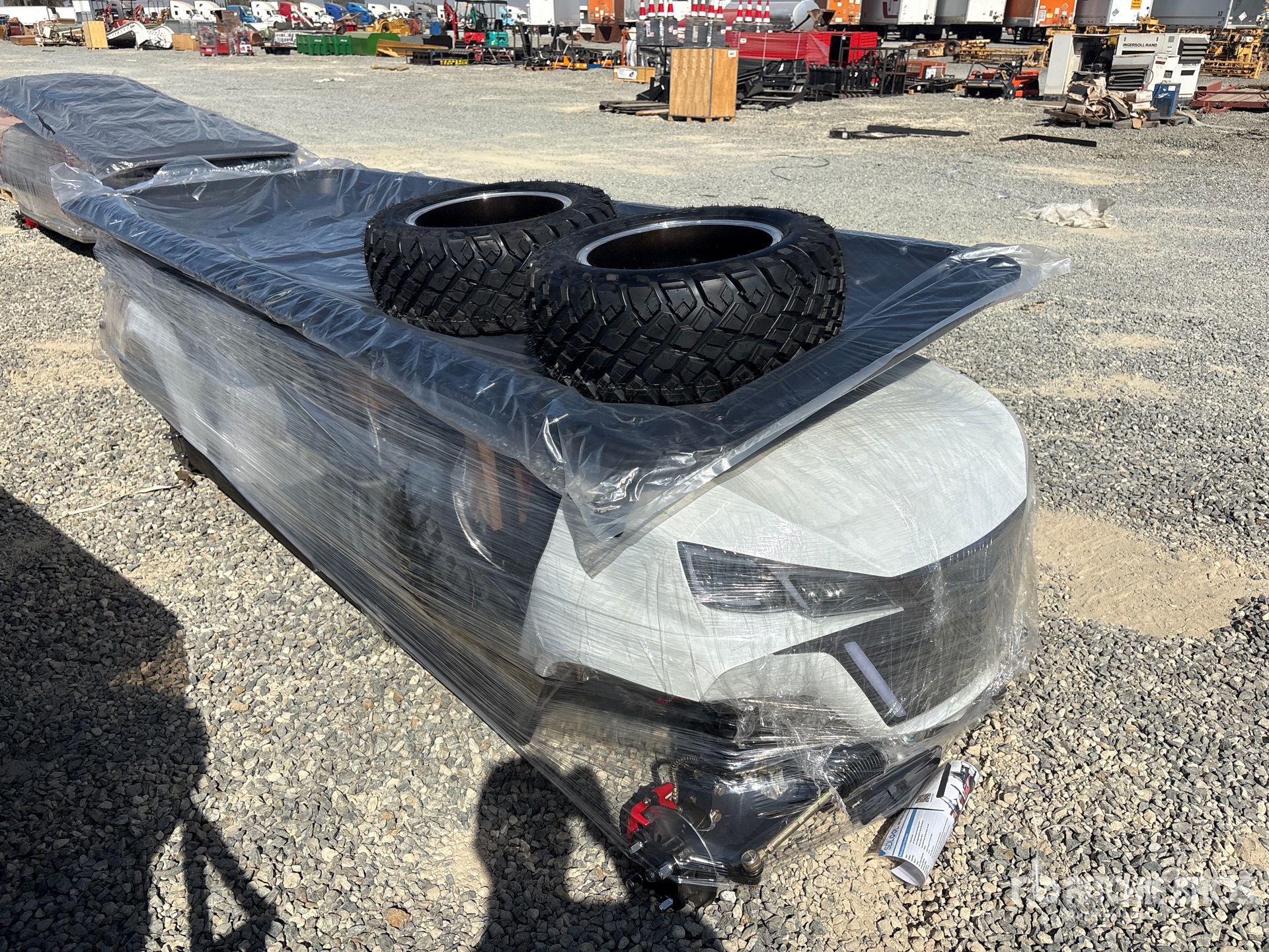 General Appearance with Picture, Right Rear Corner