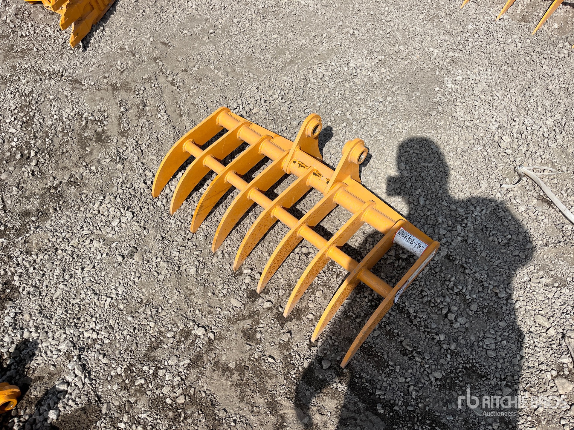 2026 GIYI 38 IN - FITS CAT 303 (UNUSED)