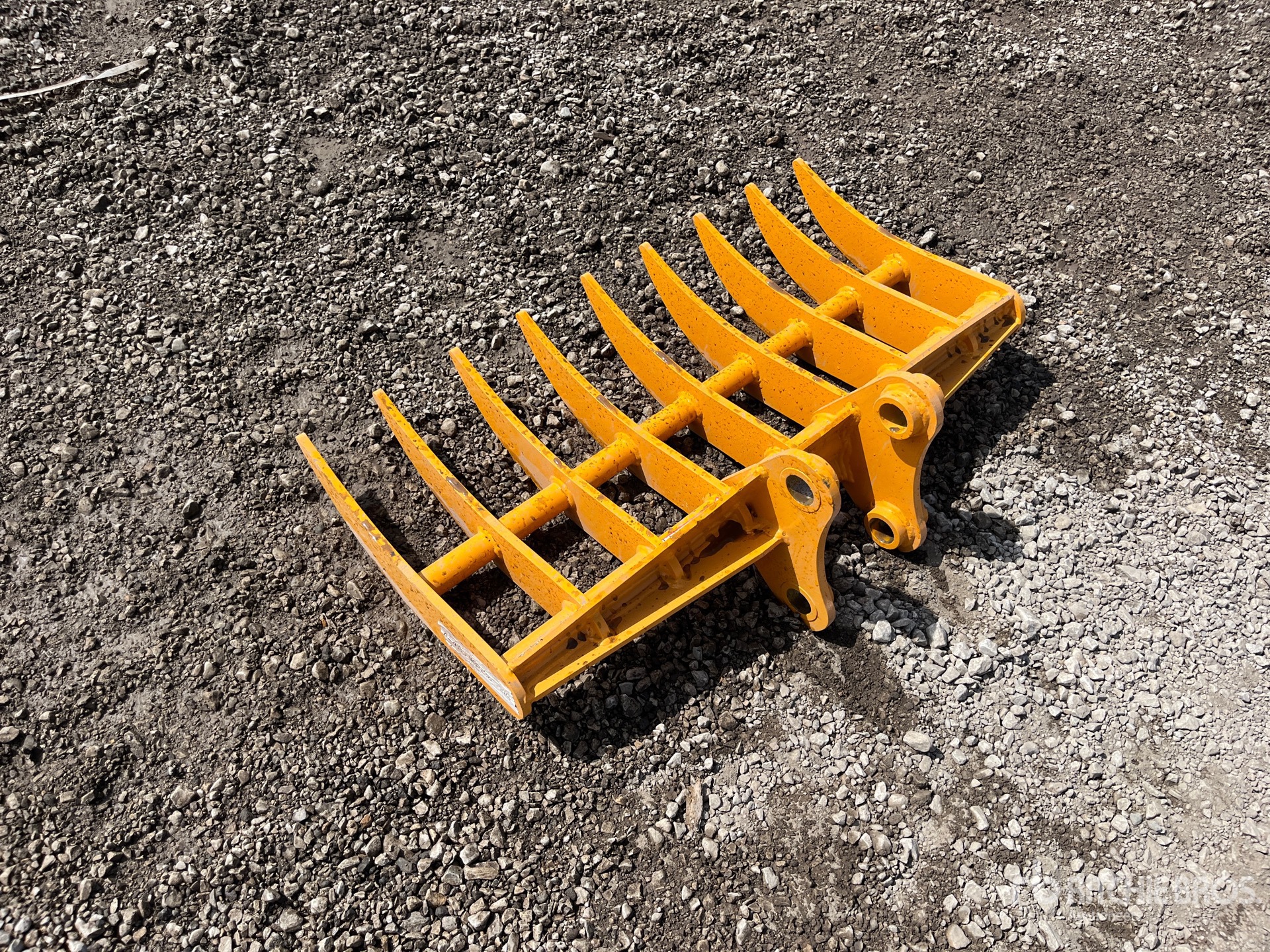 2026 GIYI 38 IN - FITS CAT 303 (UNUSED)