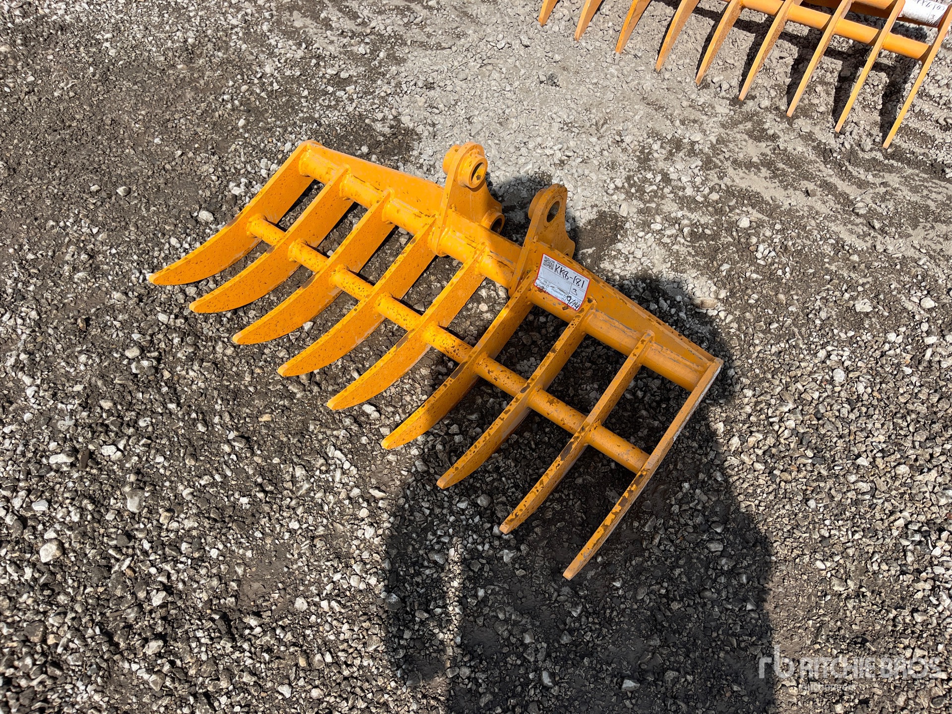 Photo of 2026 GIYI 38 in - Fits Cat 303 (Unused)