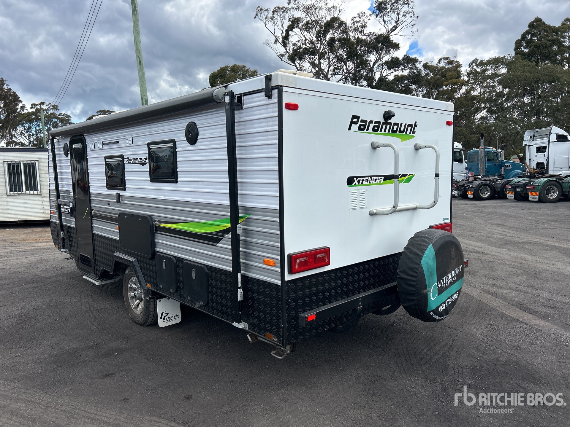General Appearance with Picture, Right Rear Corner