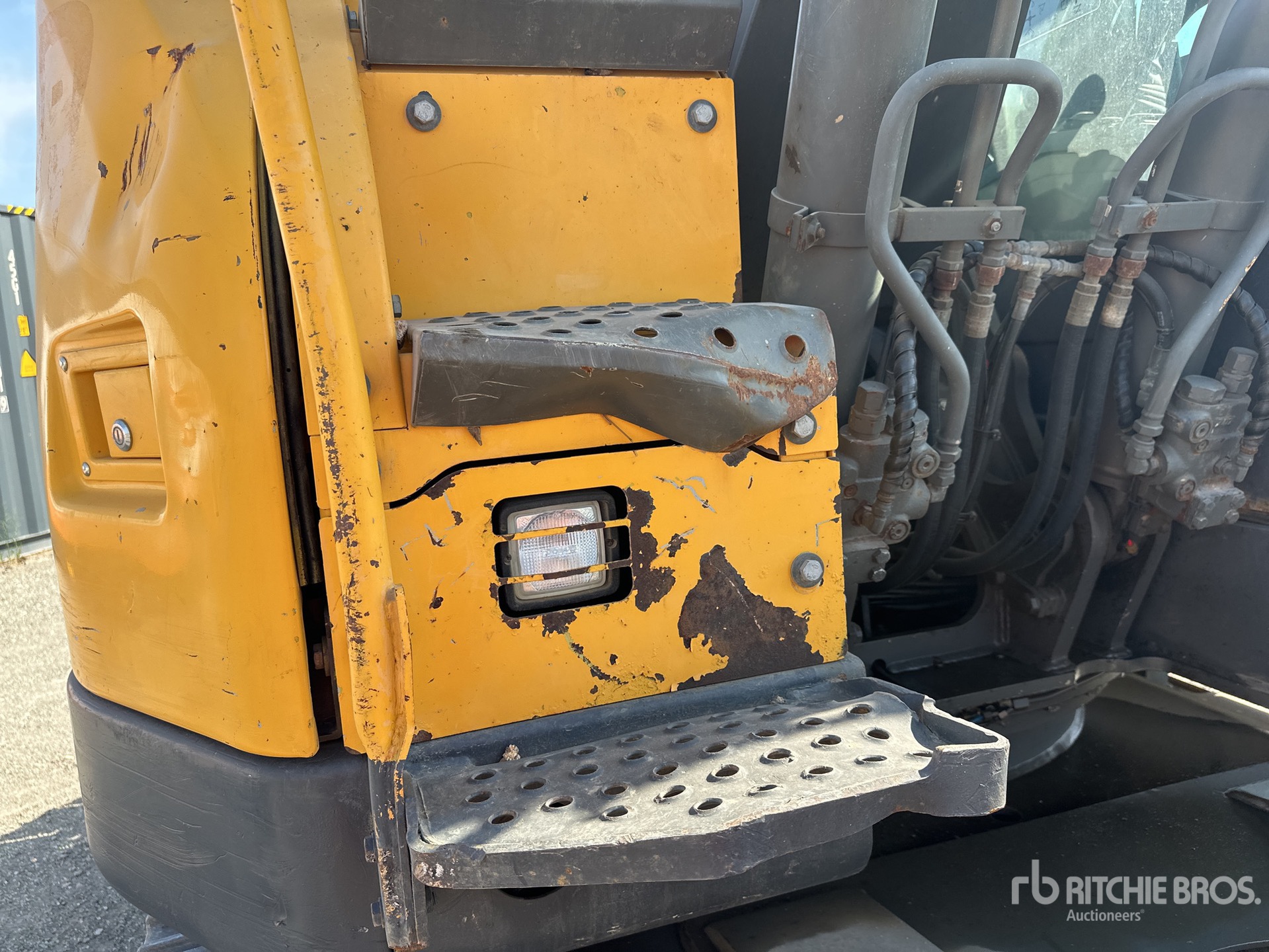 2008 Volvo ECR145CL