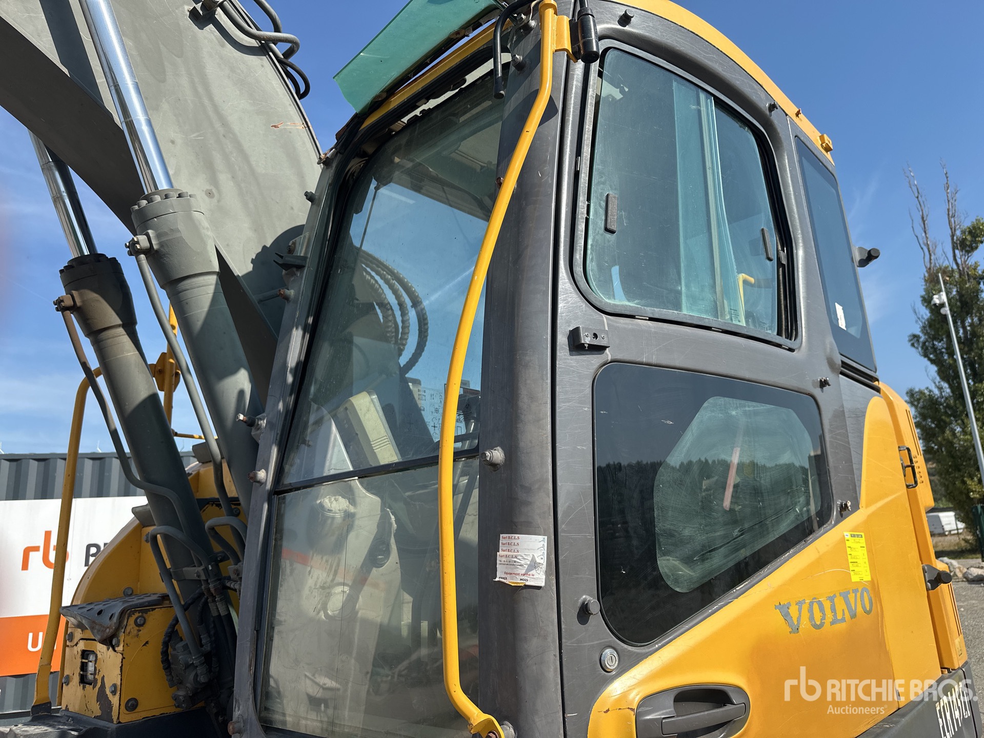 2008 Volvo ECR145CL