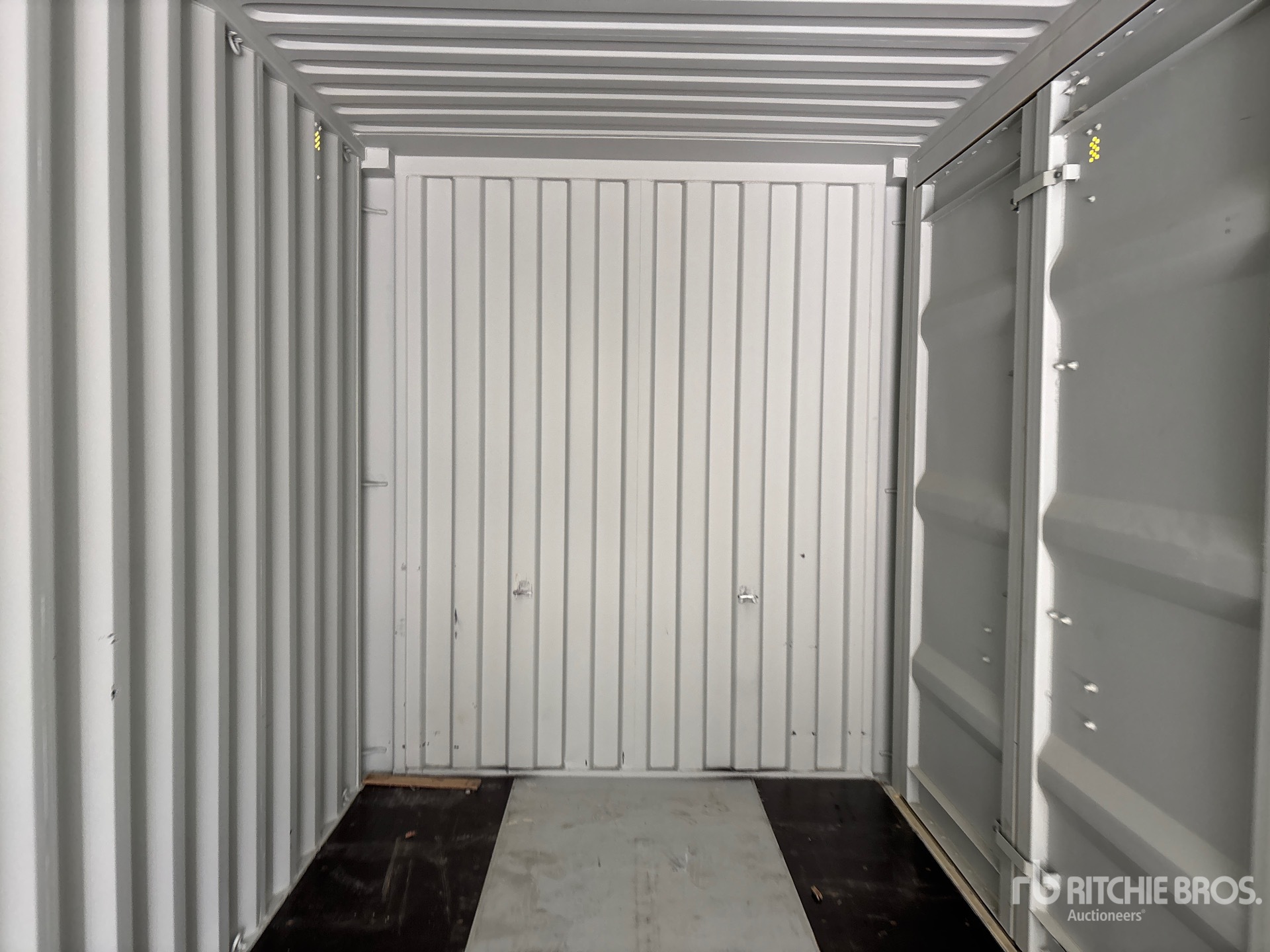 2026 LYALS 40 FT HIGH CUBE MULTI-DOOR