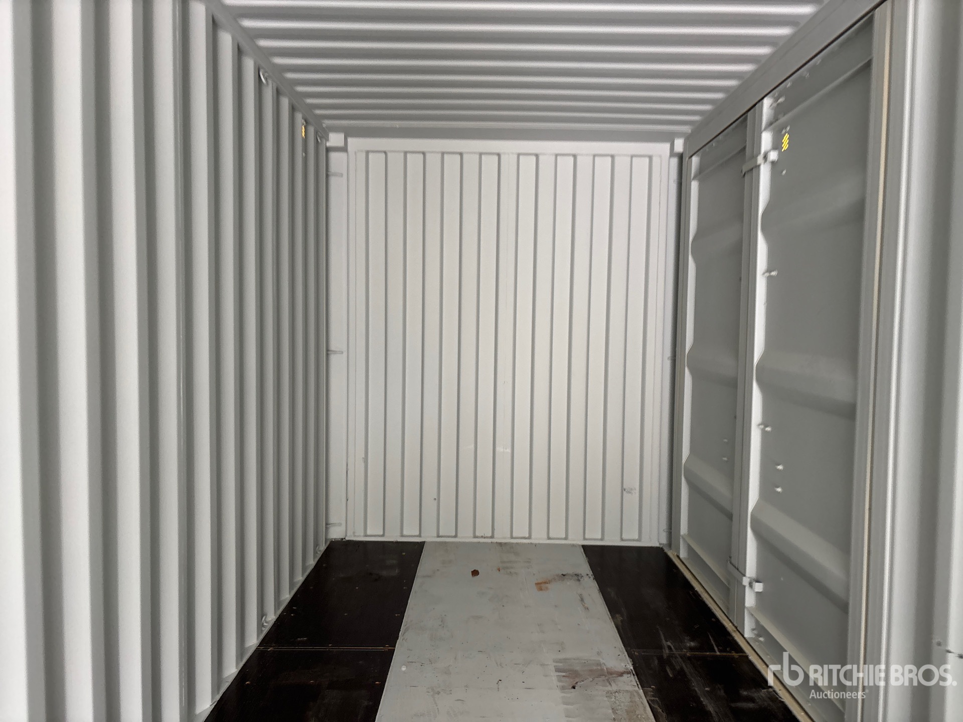 2026 LYALS 40 FT HIGH CUBE MULTI-DOOR