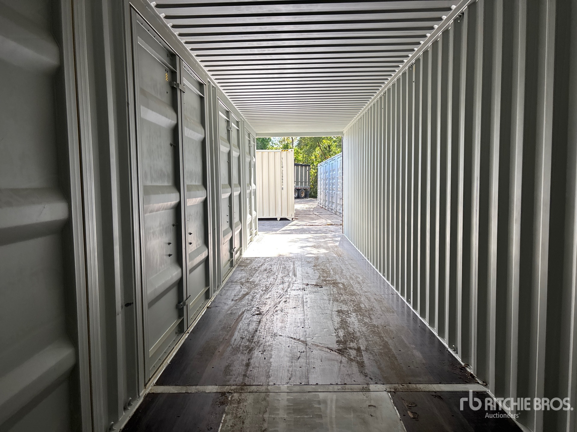 2026 LYALS 40 FT HIGH CUBE MULTI-DOOR