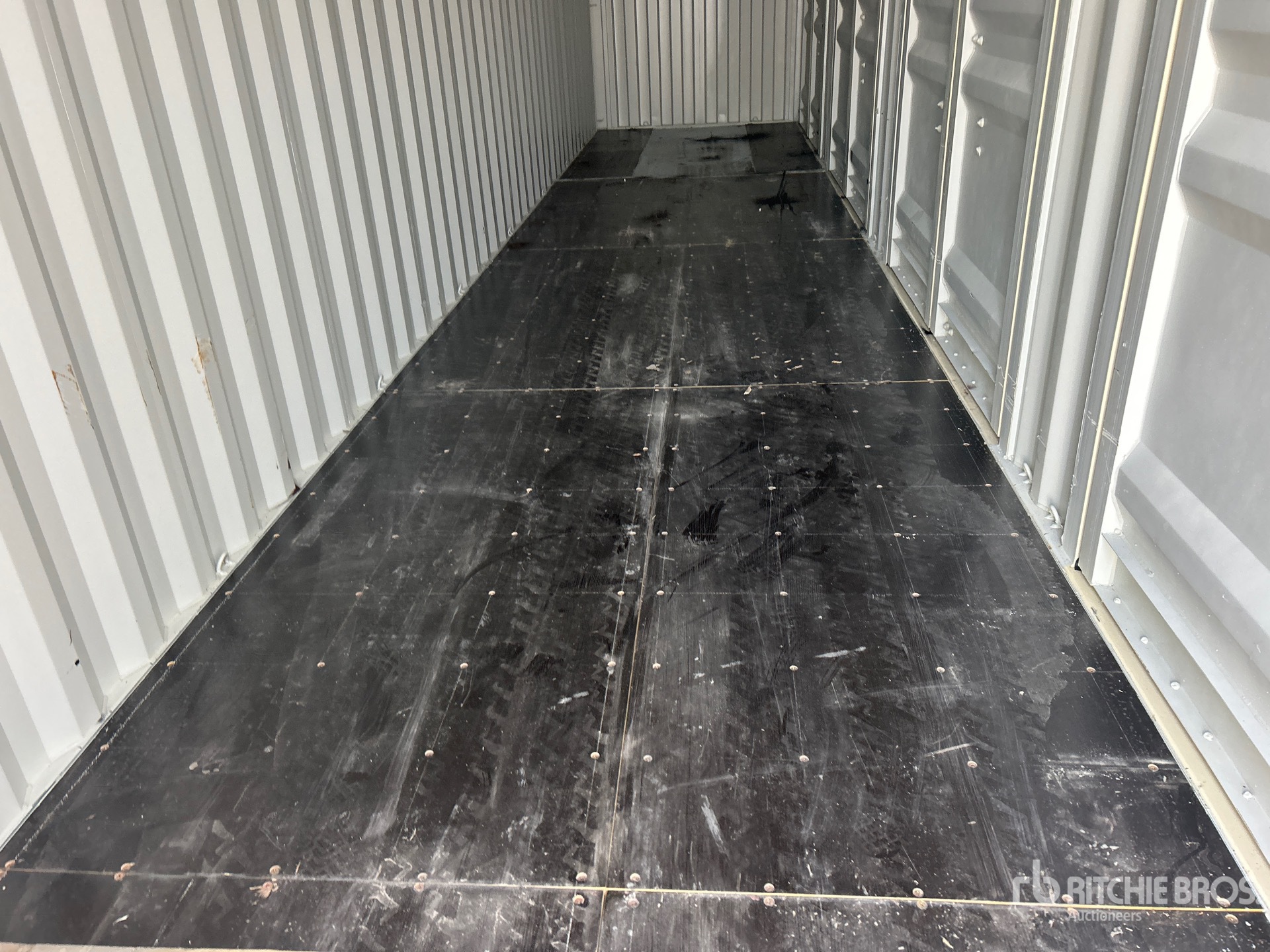 2026 LYALS 40 FT HIGH CUBE MULTI-DOOR