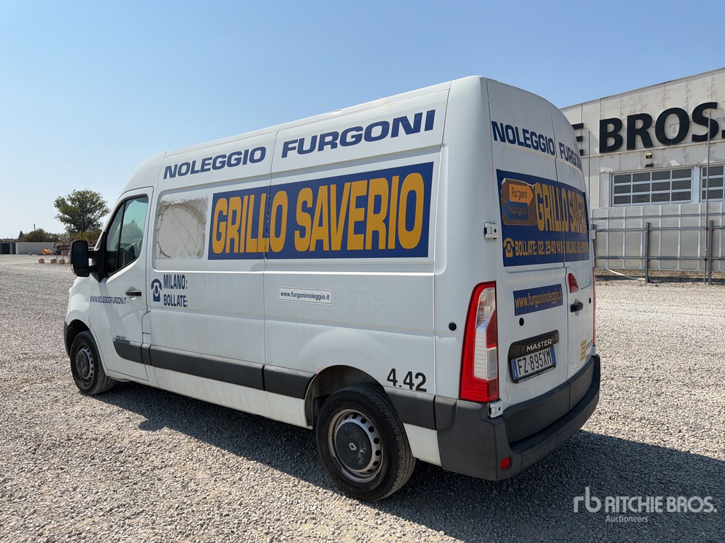 General Appearance with Foto, angolo posteriore sinistro