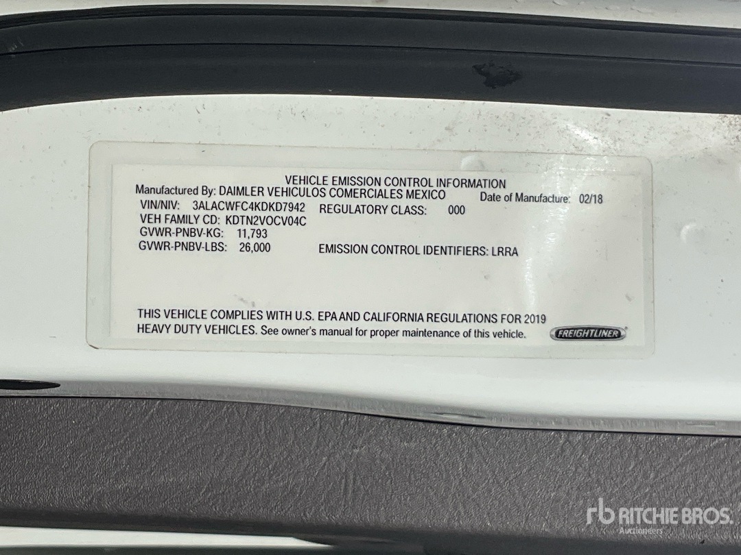 2019 Freightliner M2 106
