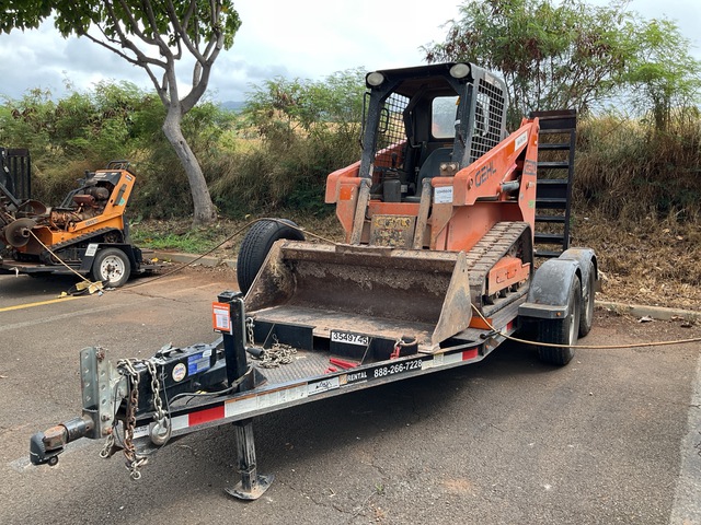 Gehl-Manitou RT105 with trailer Compact Track Loader