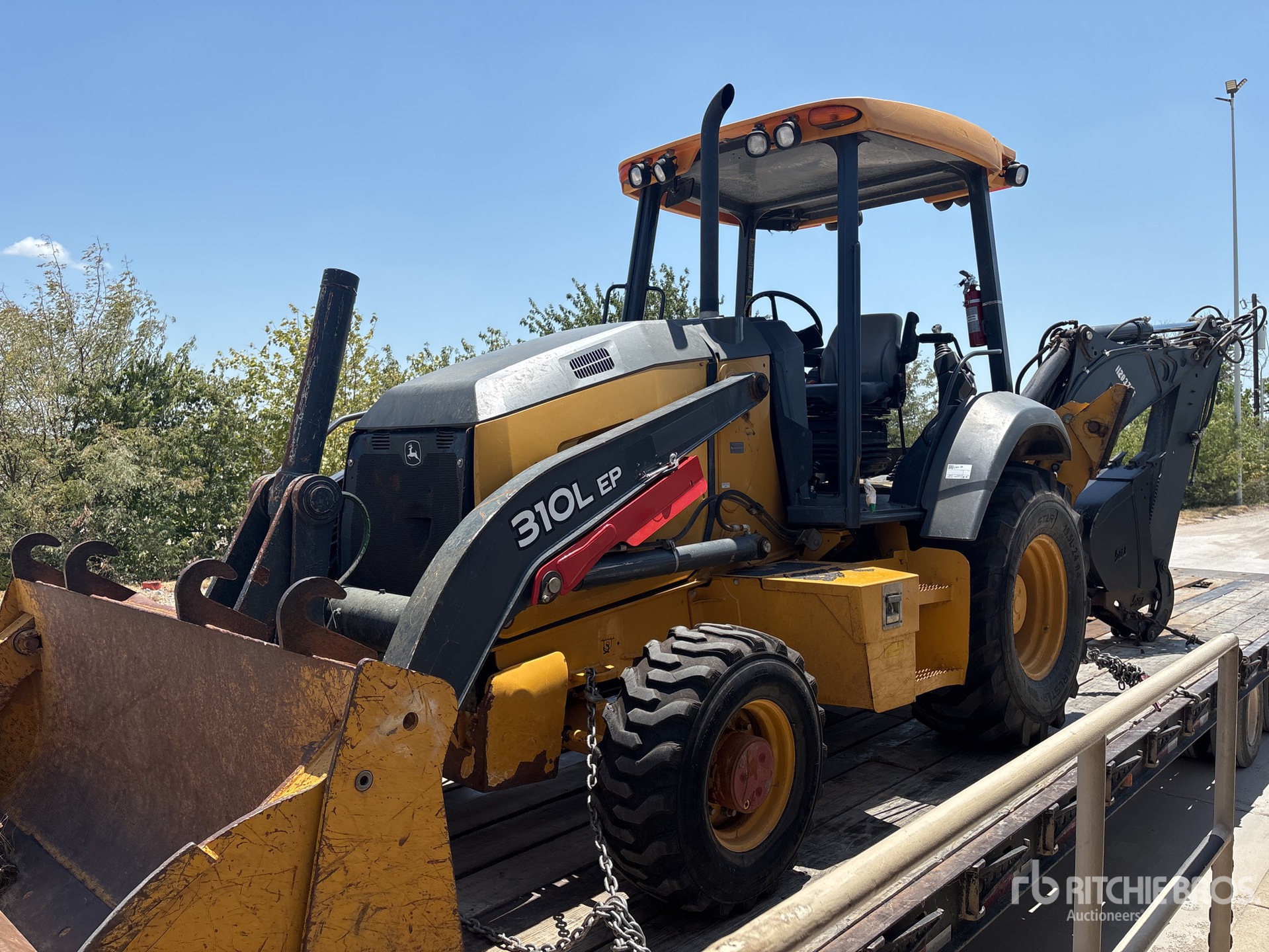 2020 John Deere 310L EP
