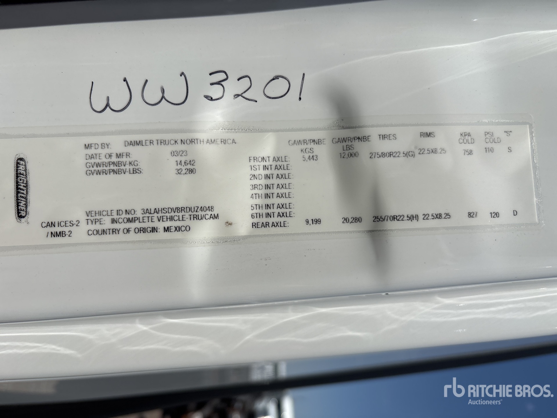 2024 Freightliner CASCADIA 116