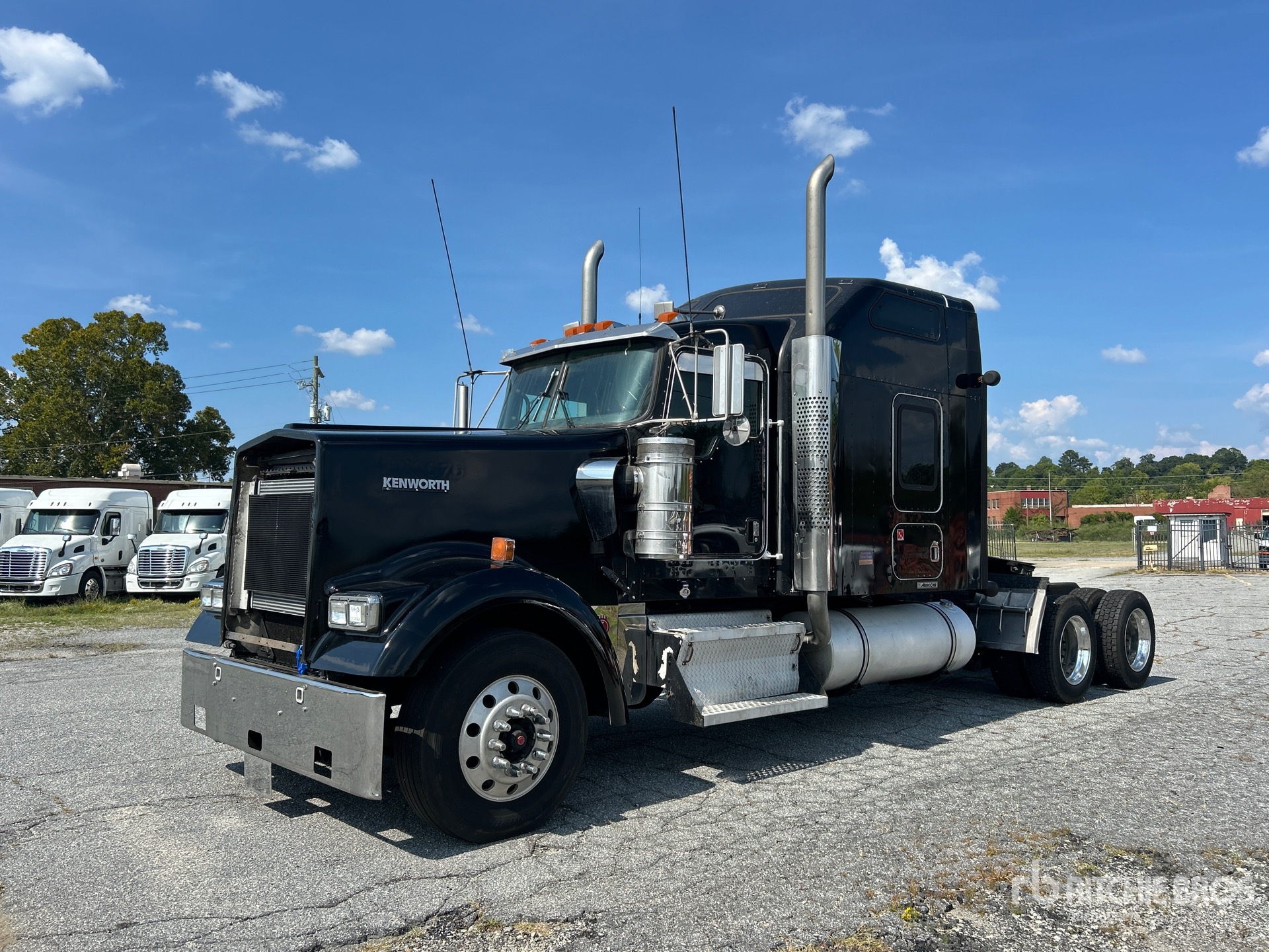 Photo of 2006 Kenworth W900