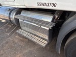 4 Underbody - Truck with