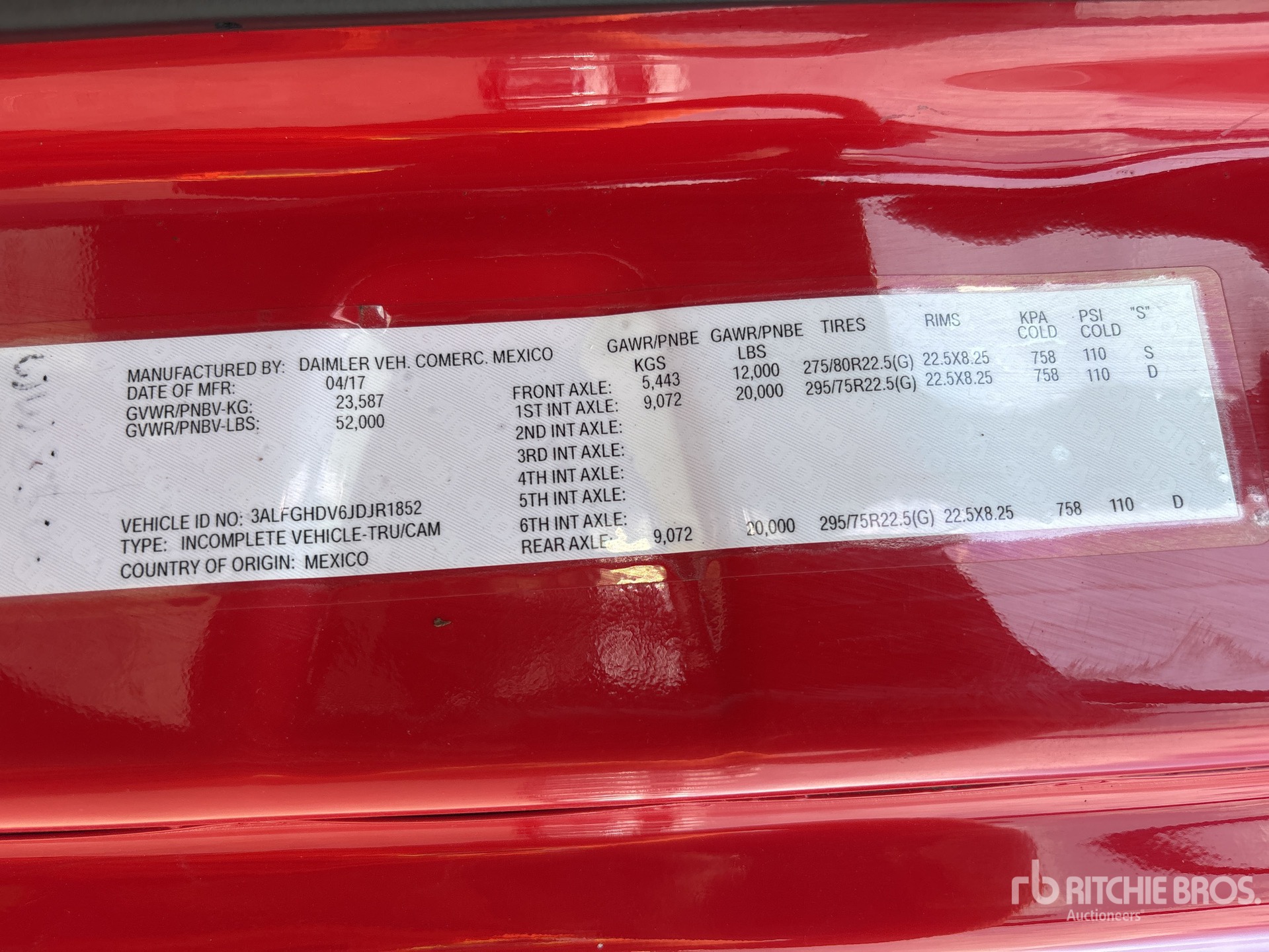 2018 Freightliner Cascadia 113