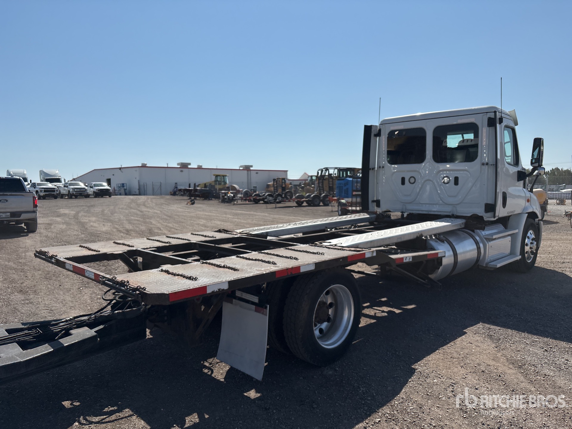 2019 Freightliner Cascadia 113