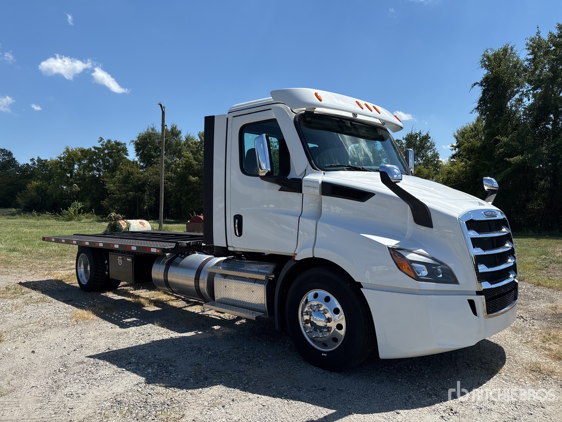 2024 Freightliner CASCADIA 116