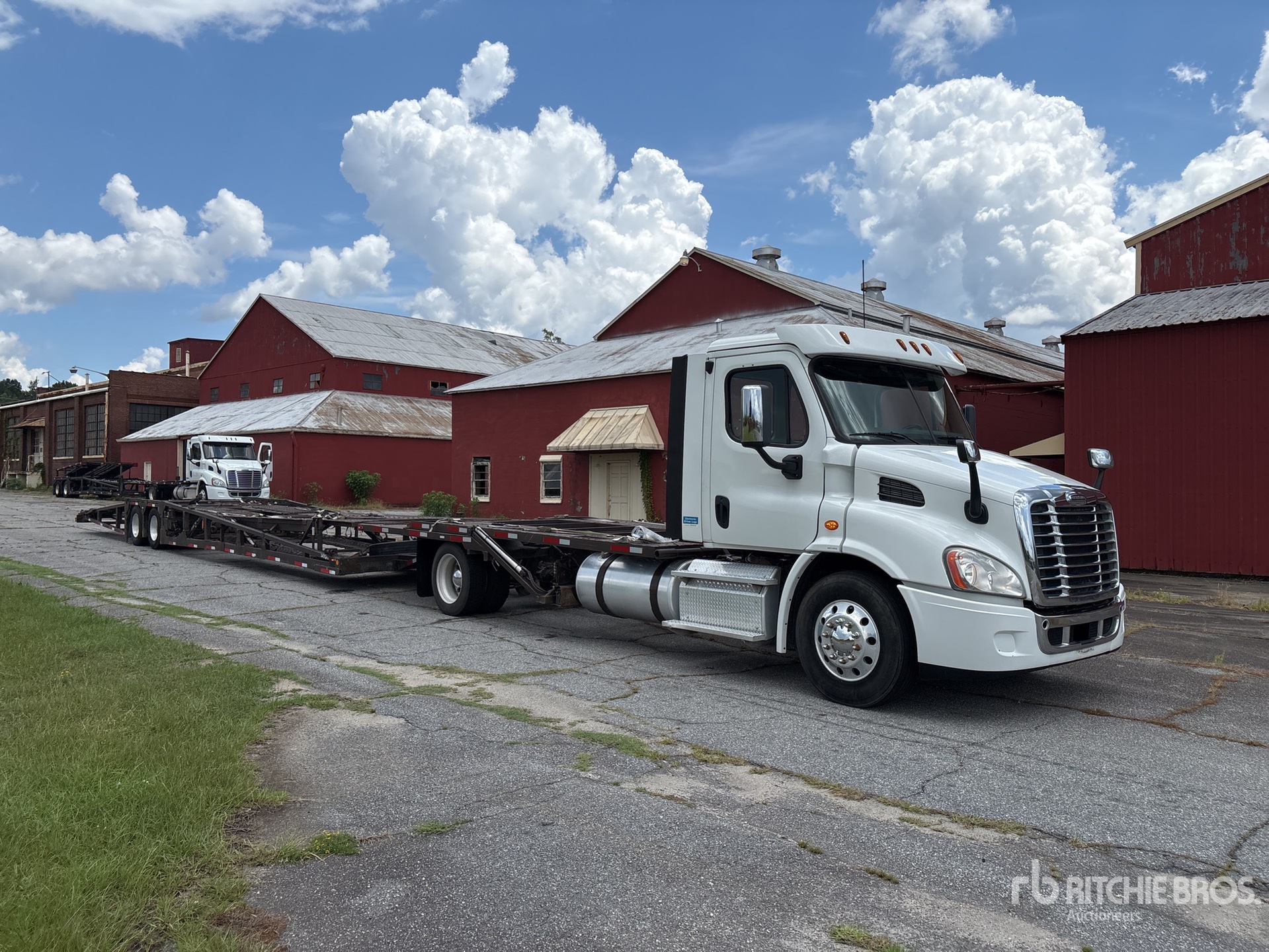 2018 Freightliner Cascadia 113