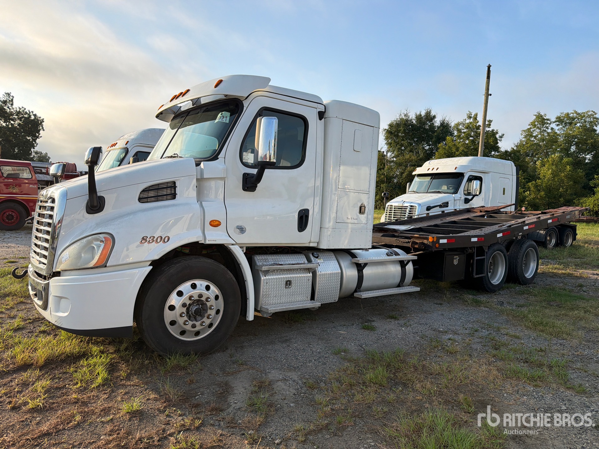 2018 Freightliner CASCADIA 113