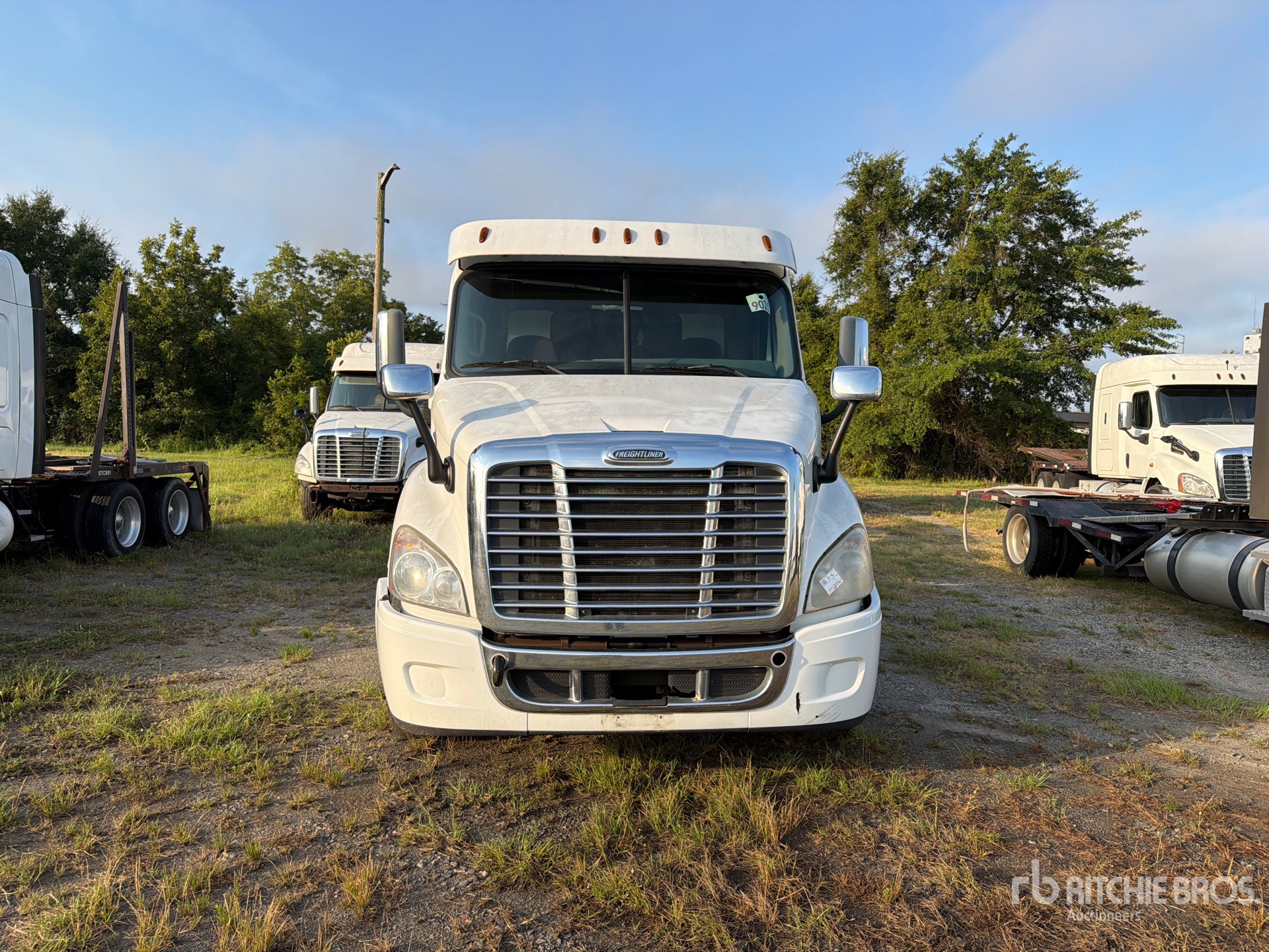 2018 Freightliner CASCADIA 113