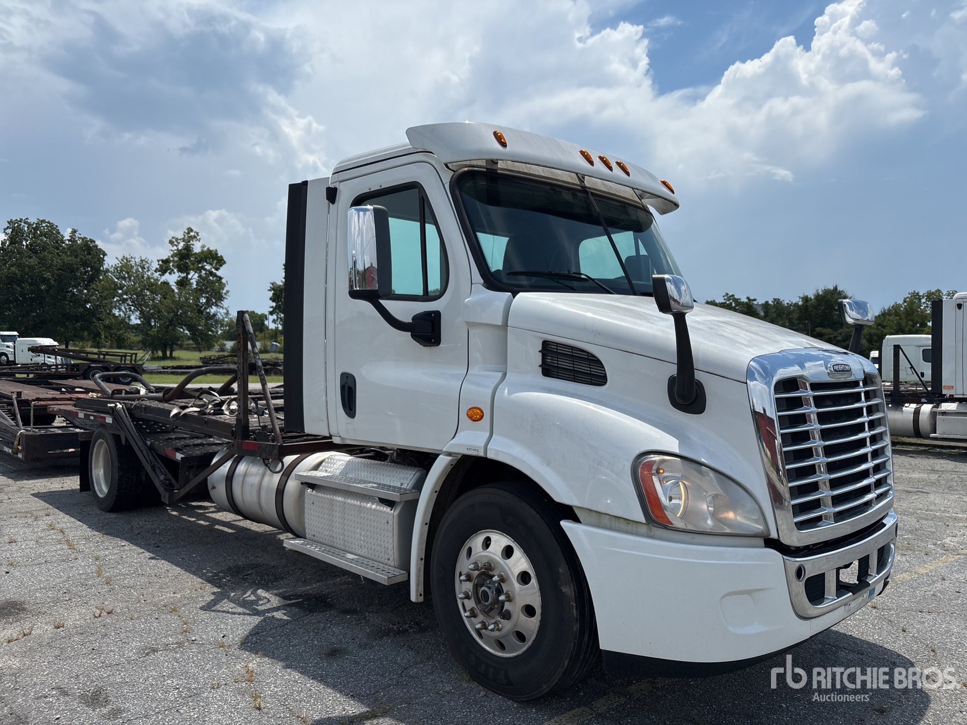 2019 Freightliner Cascadia 113