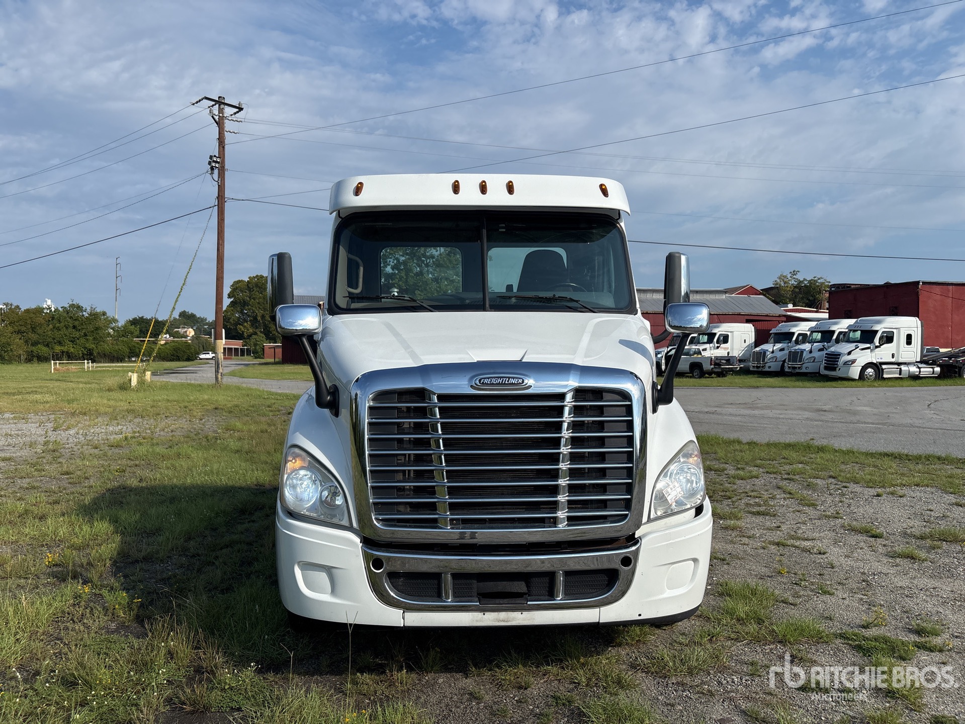 2019 Freightliner Cascadia 113