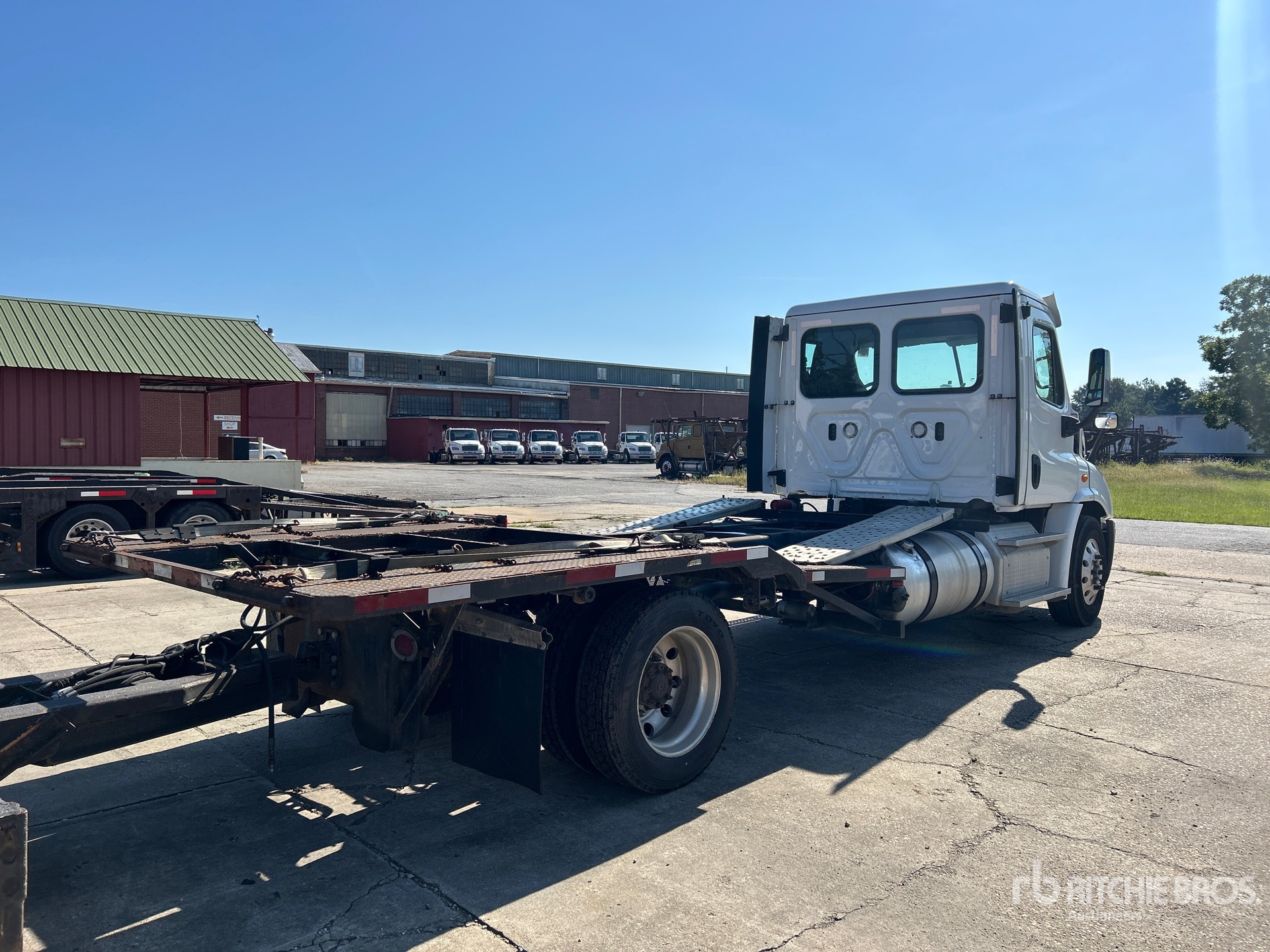 2019 Freightliner CASCADIA 113