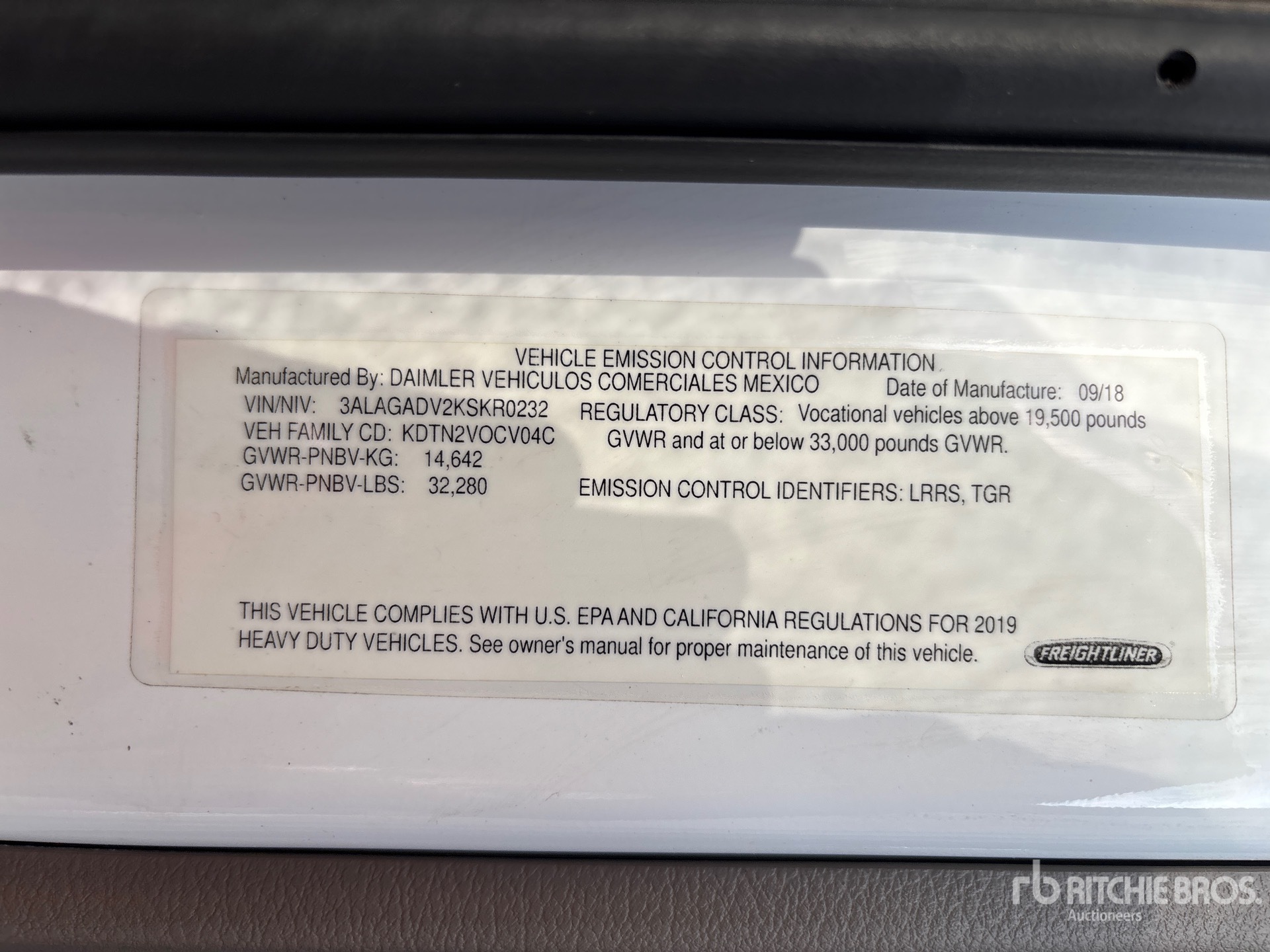 2019 Freightliner Cascadia 113