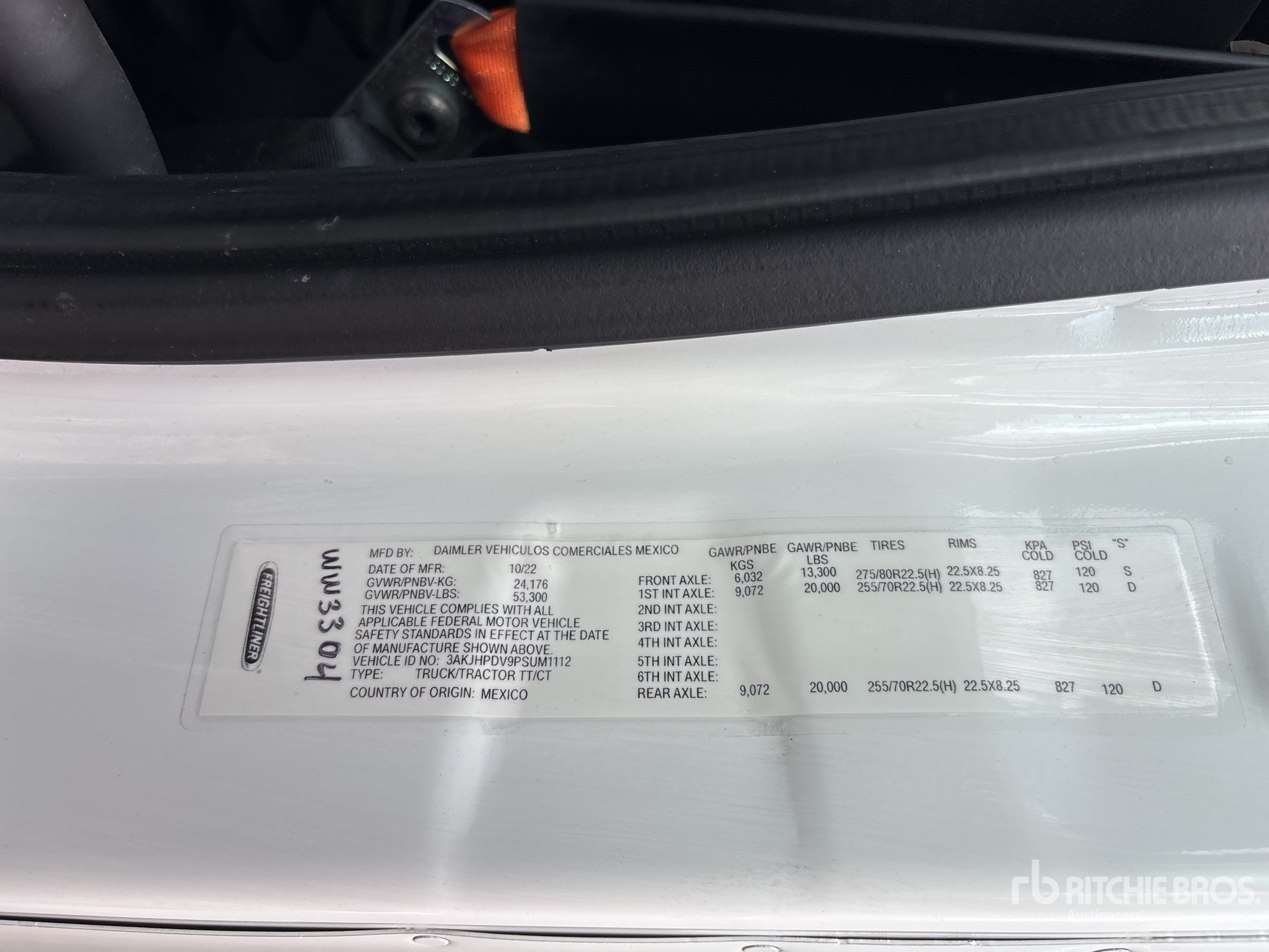 2023 Freightliner CASCADIA 116