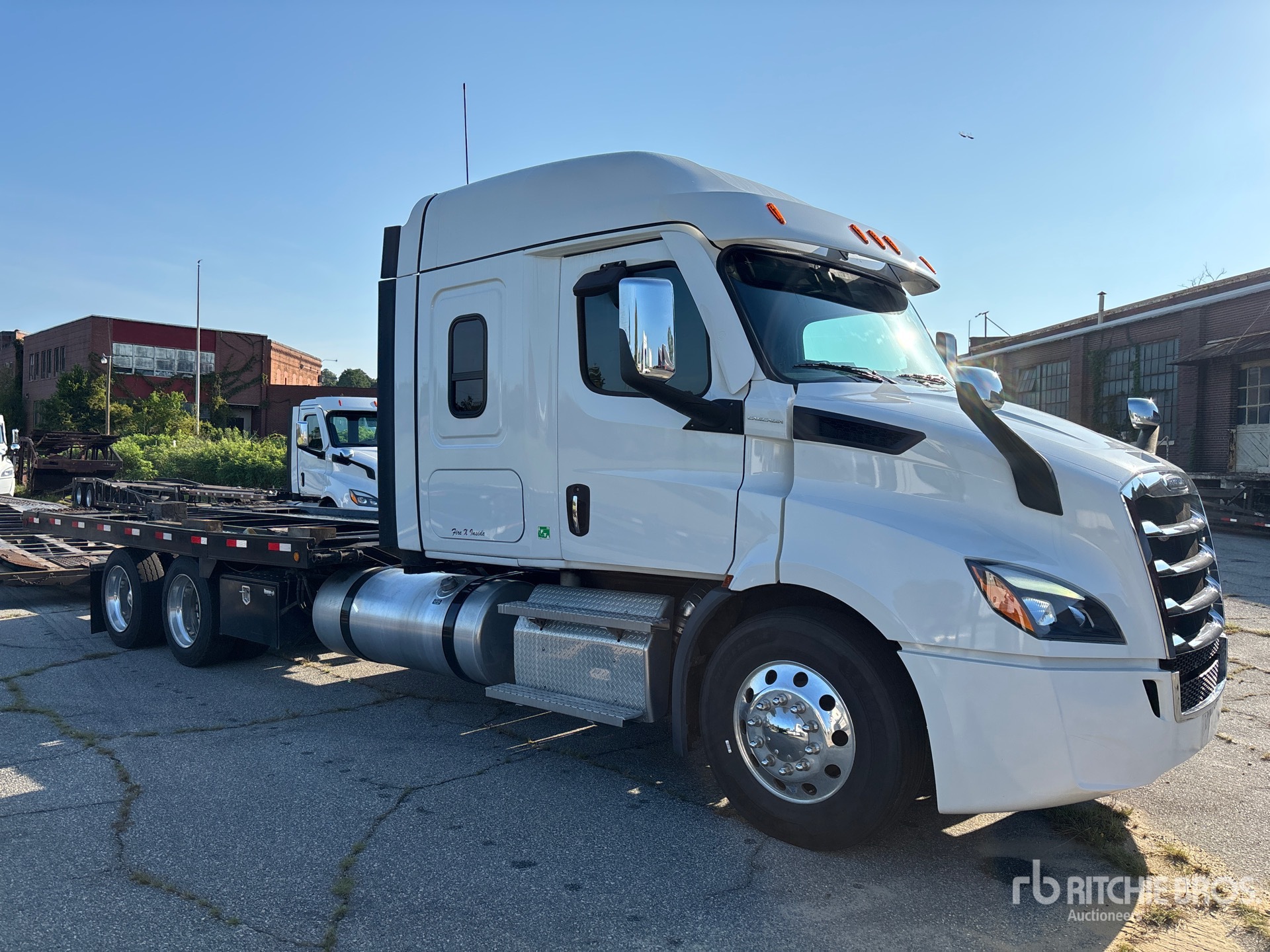 2025 Freightliner CASCADIA 116