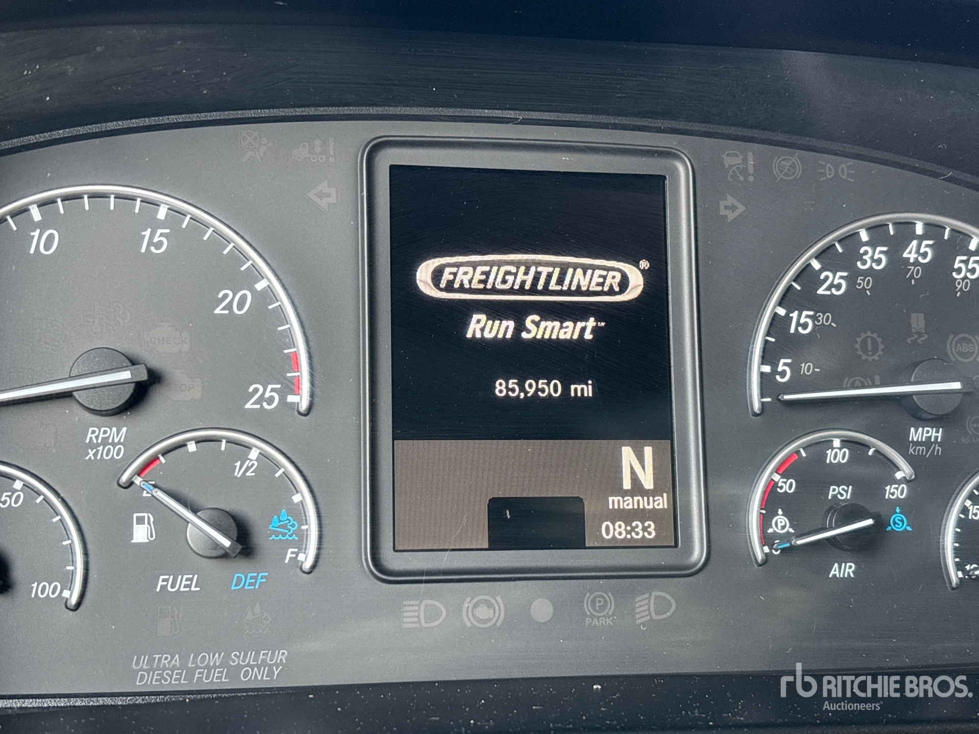 2025 Freightliner CASCADIA 116